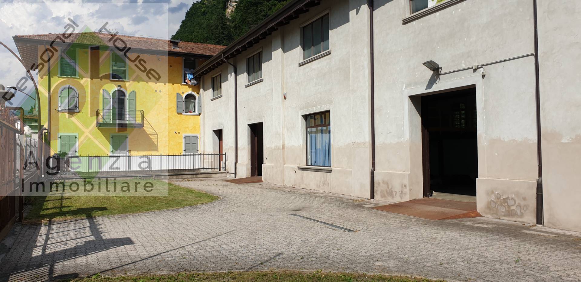 Edificio commerciale o terziario in affitto a Pieve di Bono-Prezzo