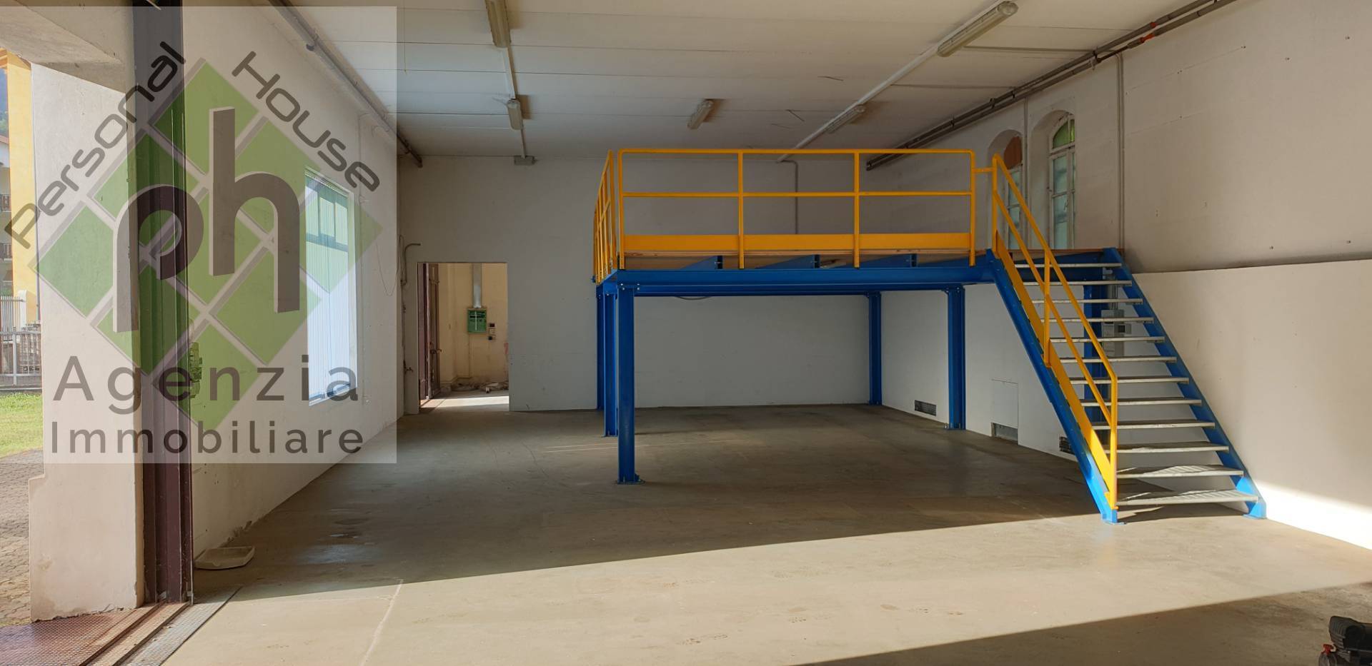 Edificio commerciale o terziario in affitto a Pieve di Bono-Prezzo