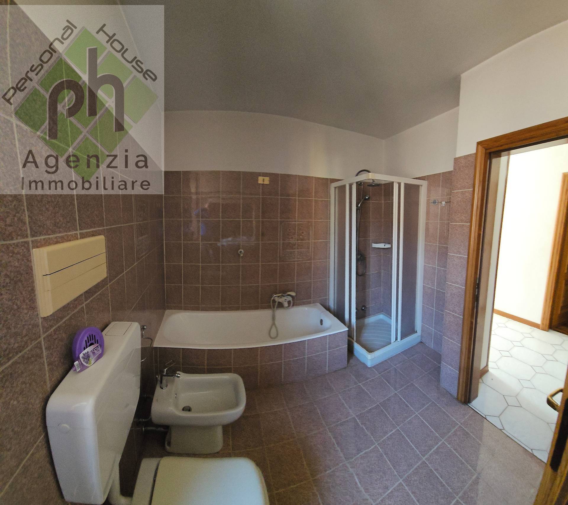 CASA SINGOLA ANCHE FRAZIONABILE in vendita a Storo, Lodrone