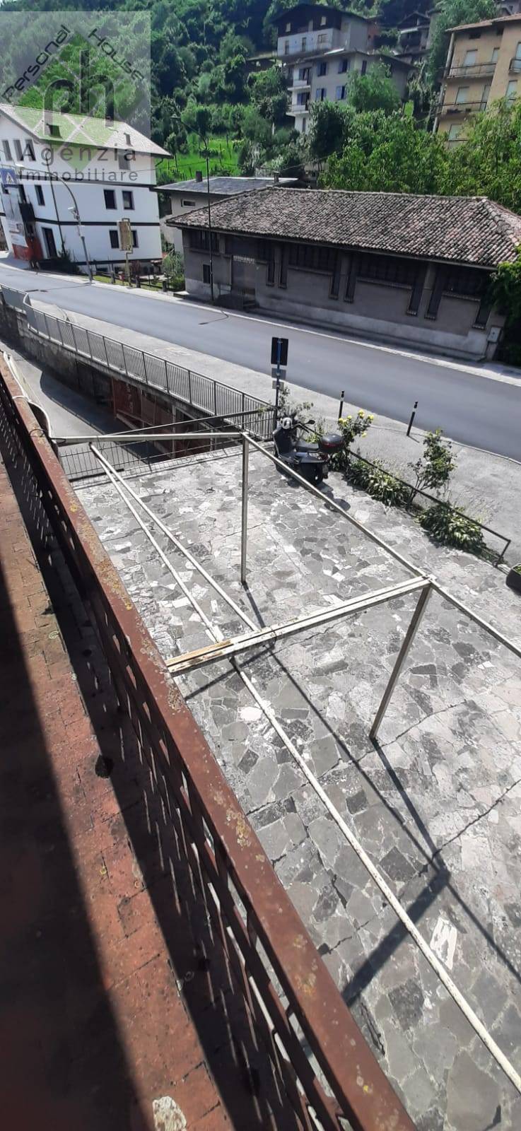 CASA SINGOLA ANCHE FRAZIONABILE in vendita a Bagolino, Ponte Caffaro