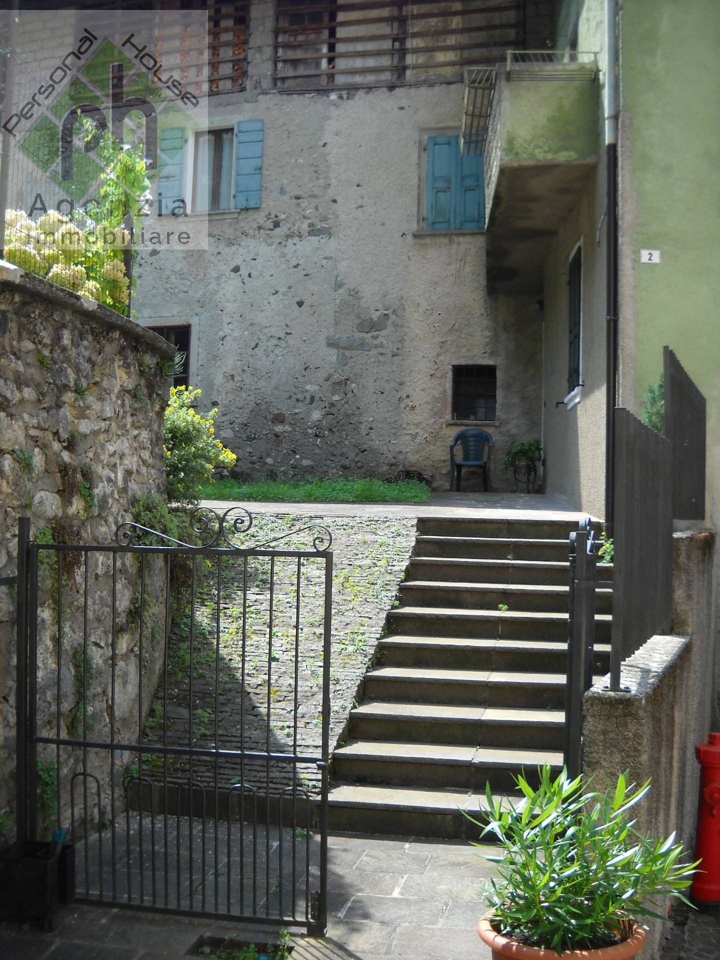 Villette a schiera in vendita a Storo