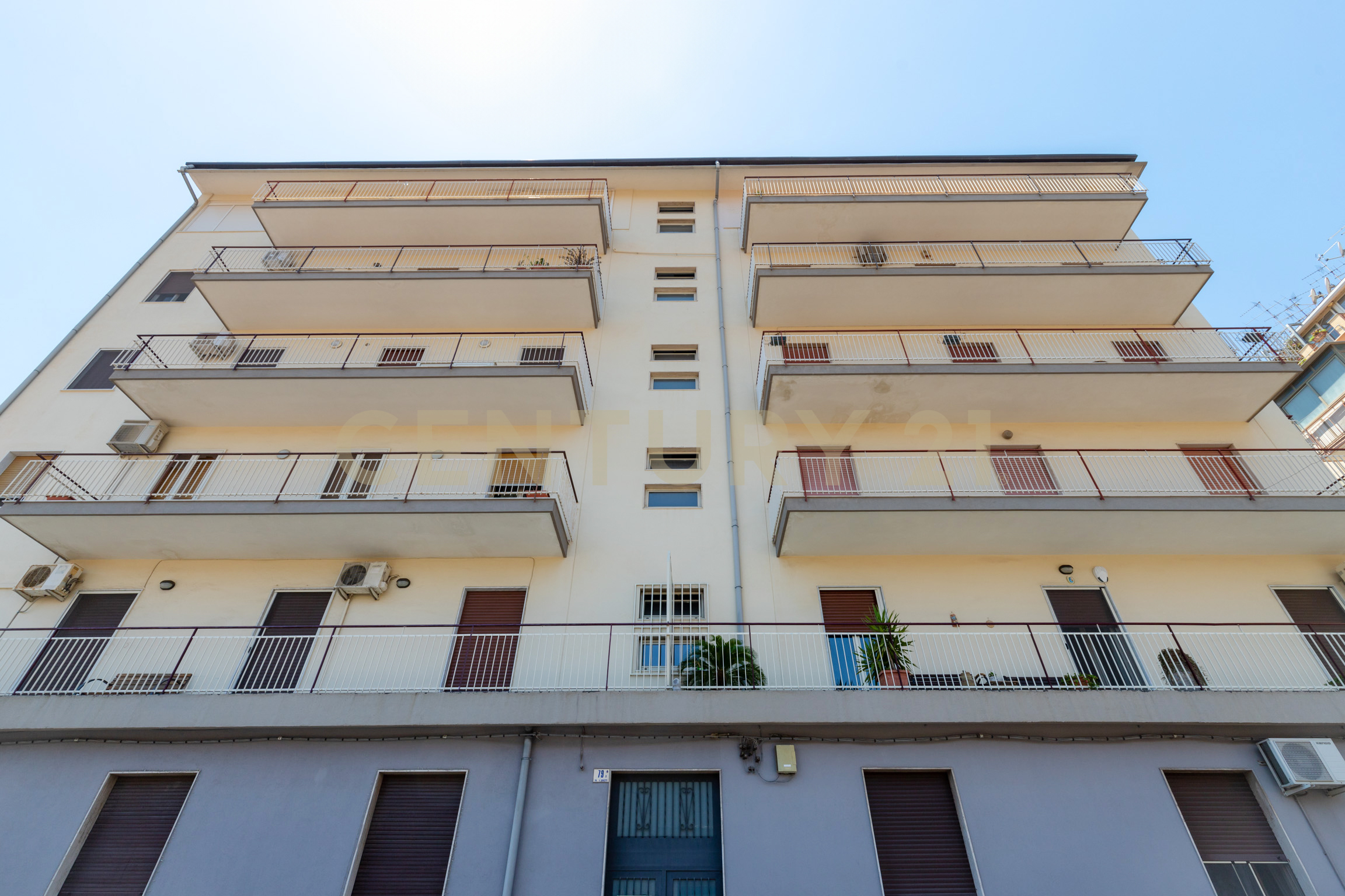 Quadrilocale con giardino in via gaetano donizetti 79 b, Catania