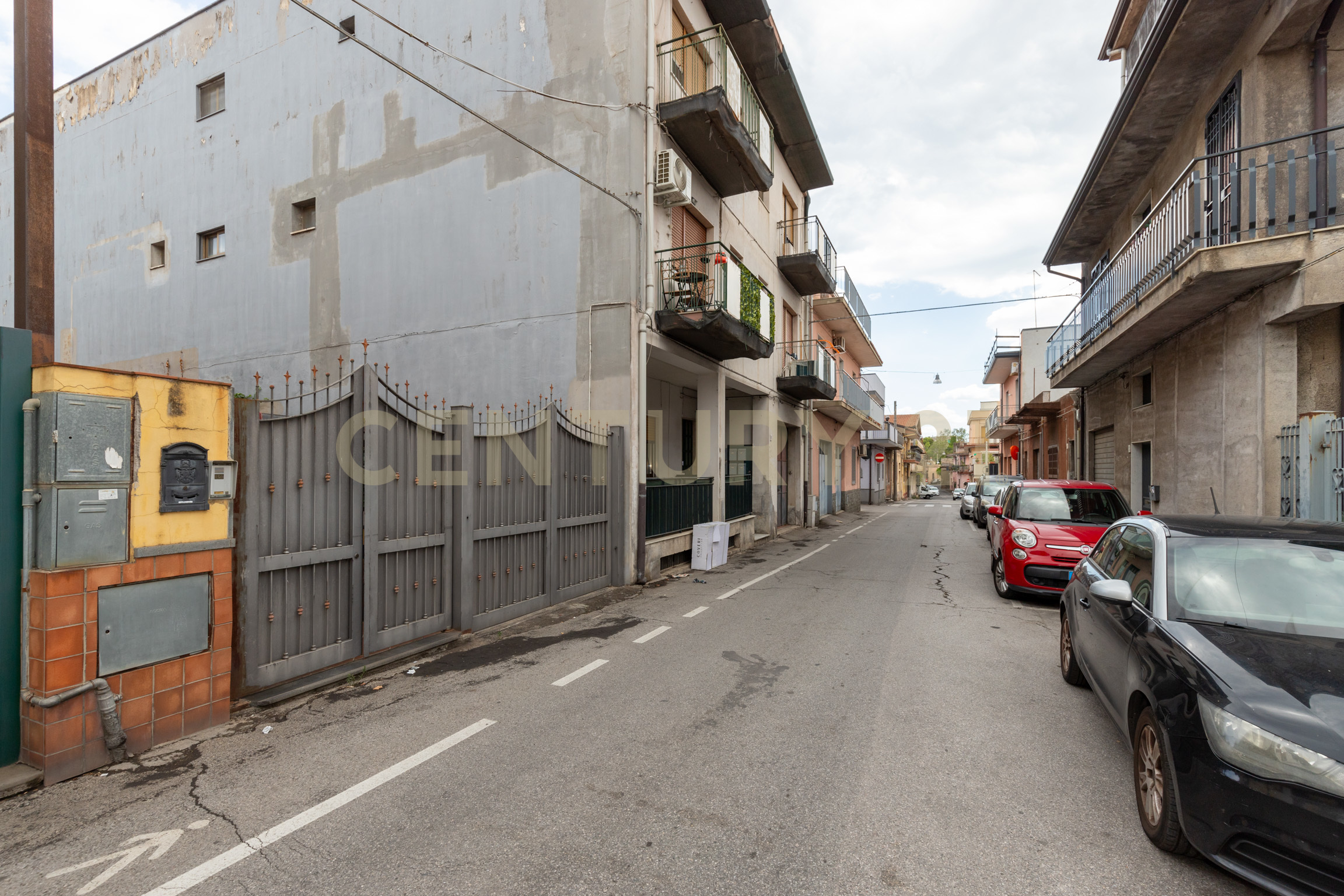 Casa indipendente con terrazzo in via ulivi 89, San Gregorio di Catania