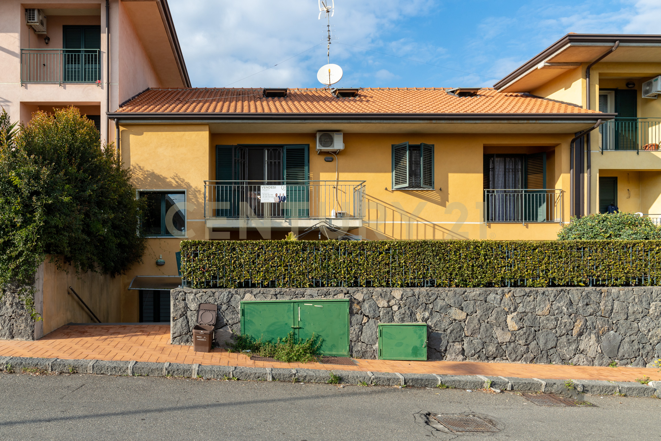 Appartamento con terrazzo in via caruso 4, San Giovanni la Punta