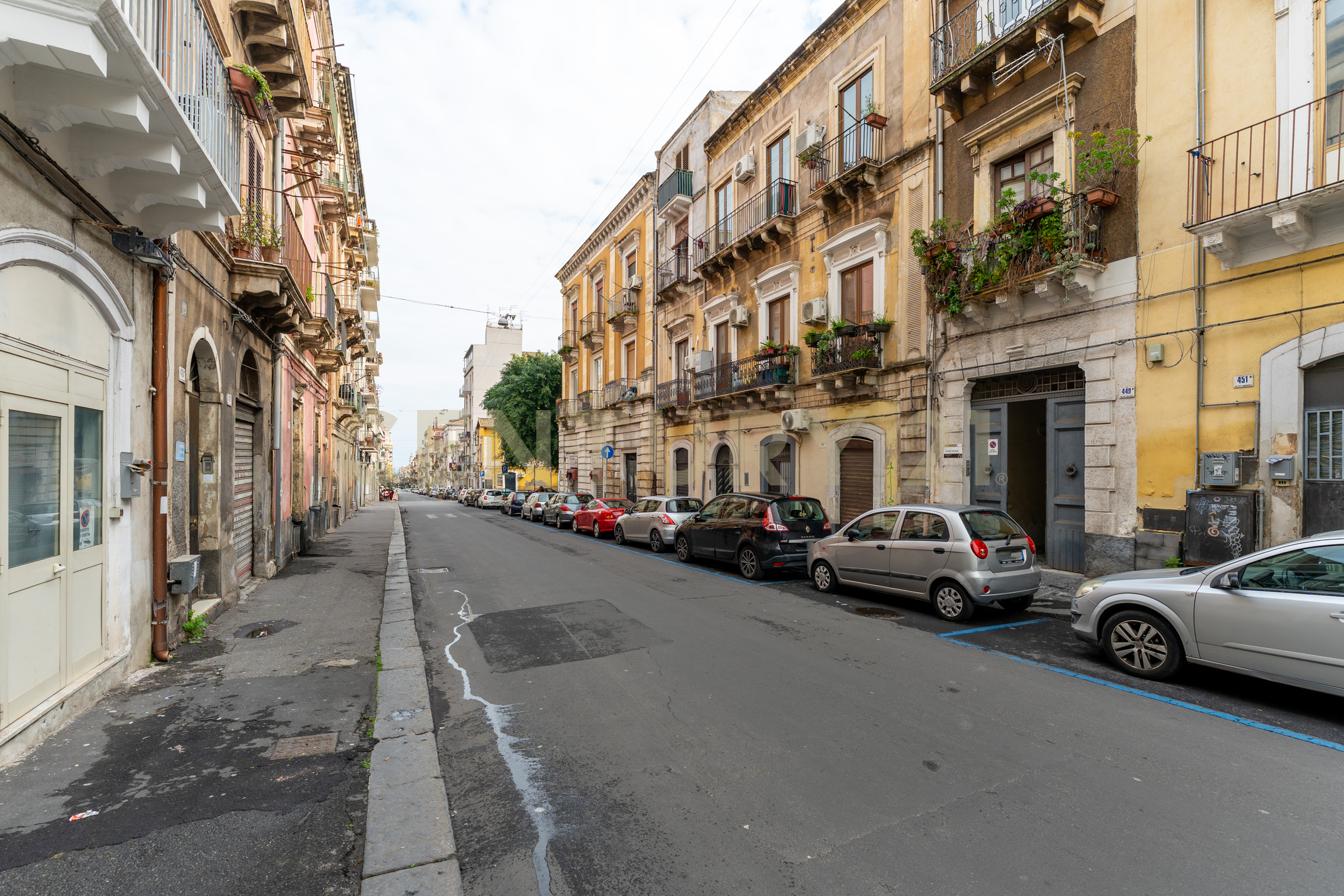 Bilocale da ristrutturare in via vittorio emanuele ii 449, Catania