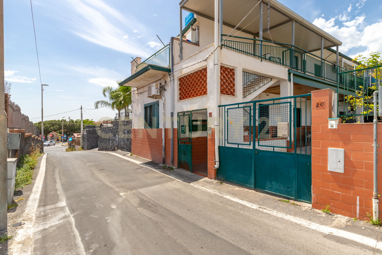 Appartamento ristrutturato in via aquila 22, Catania