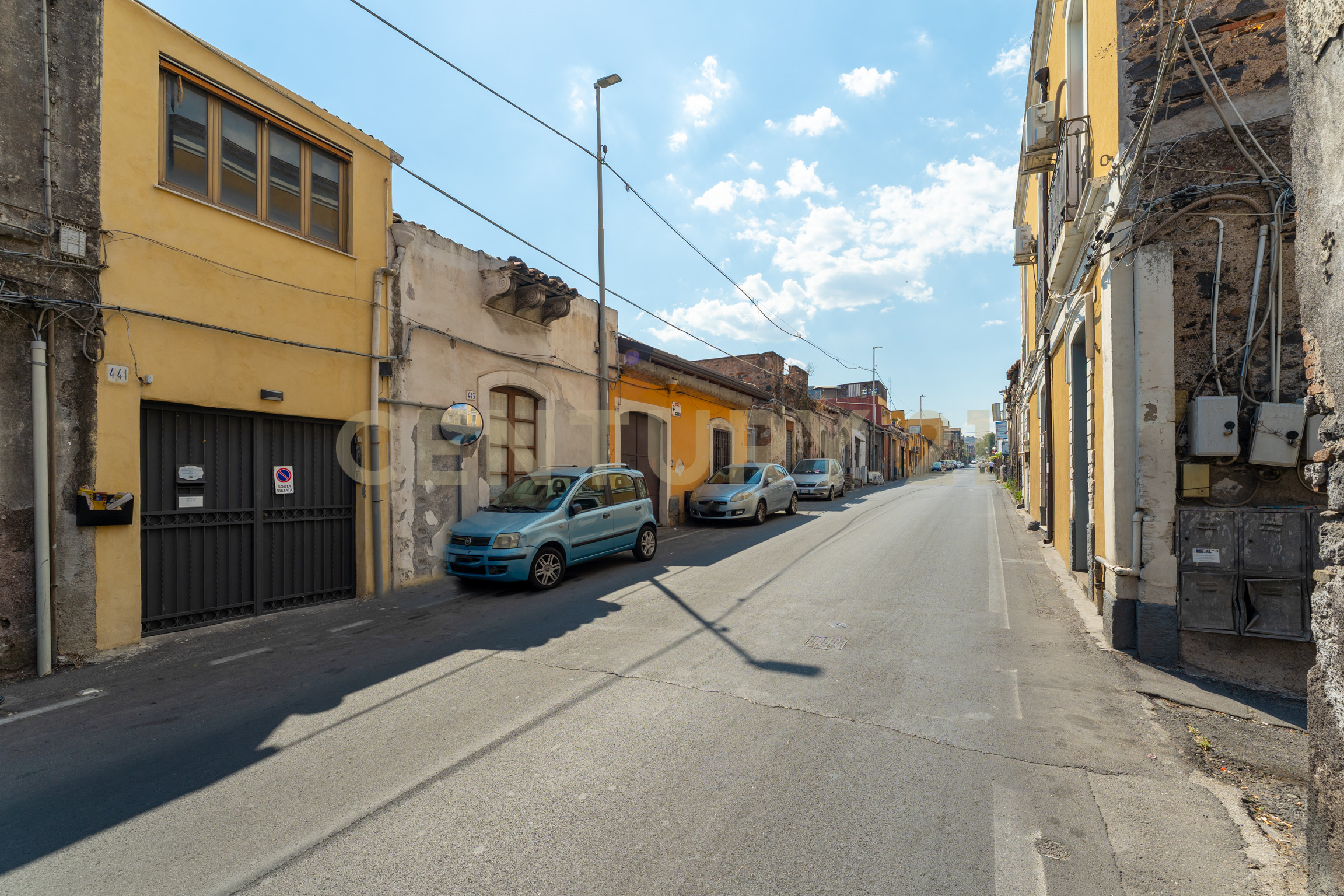 Casa indipendente con terrazzo in via palermo 441, Catania