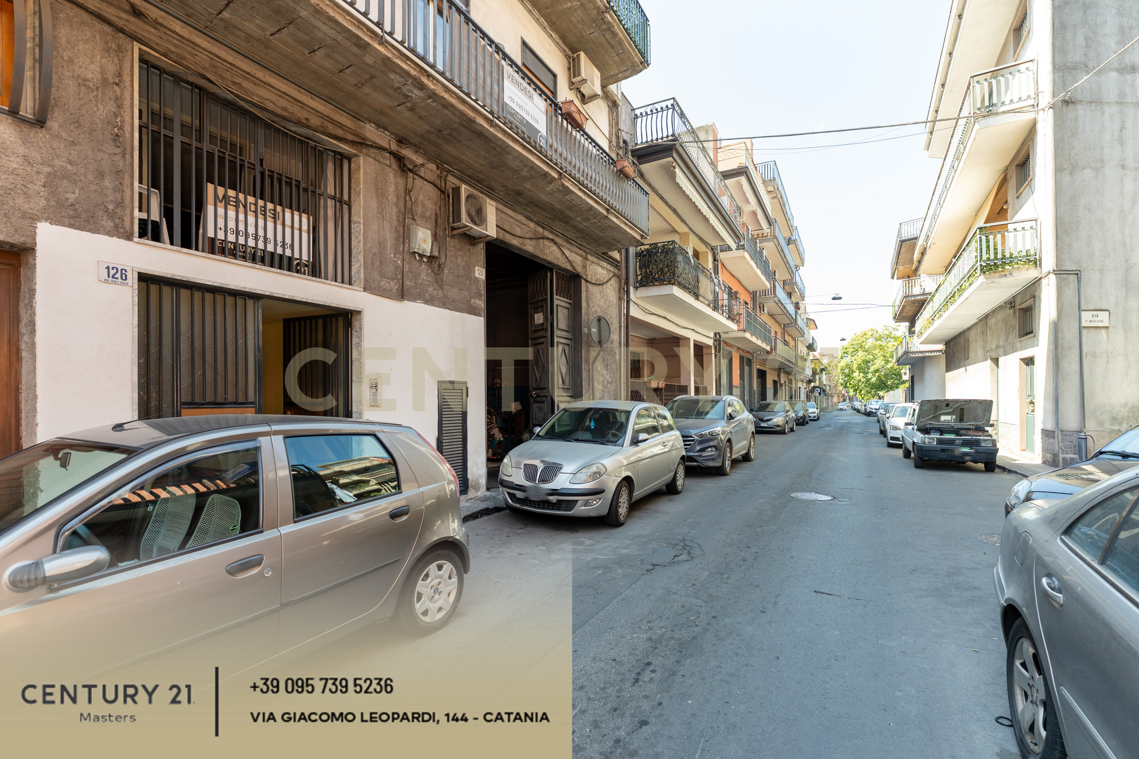 Posto auto coperto in vendita in via isole eolie 124, Patern