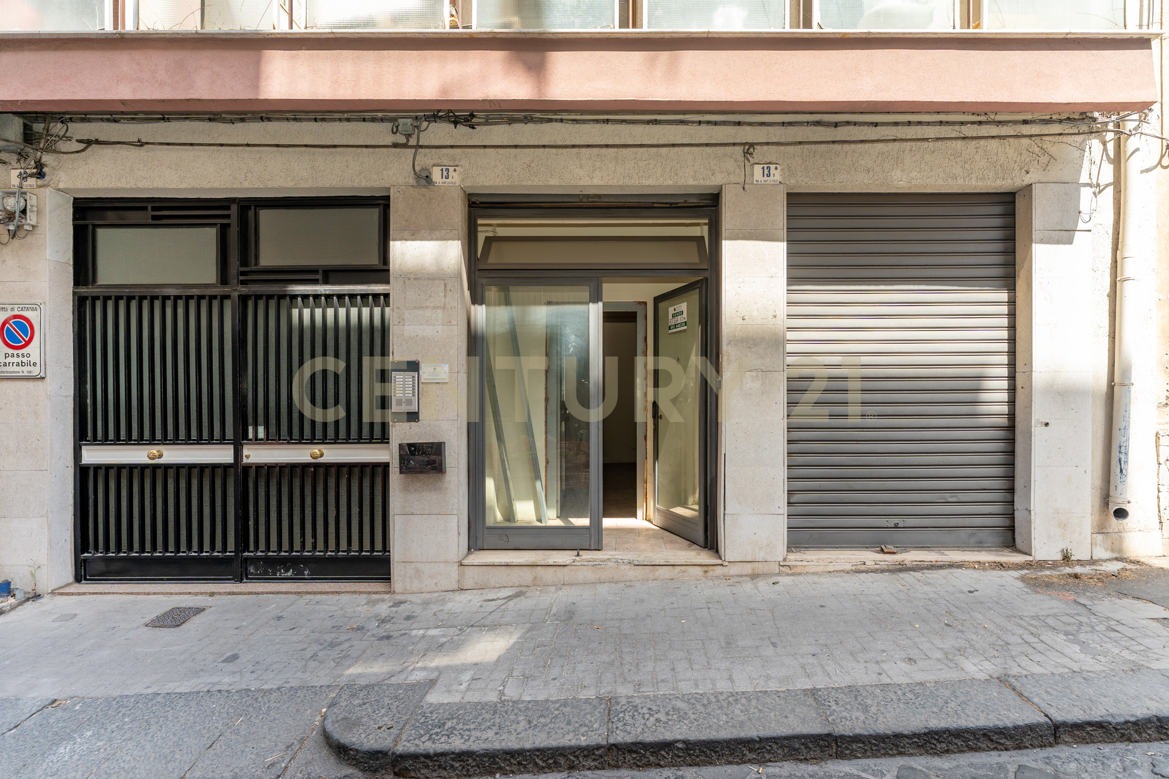 Locale commerciale in vendita in via antonio santangelo fulci 13, Catania