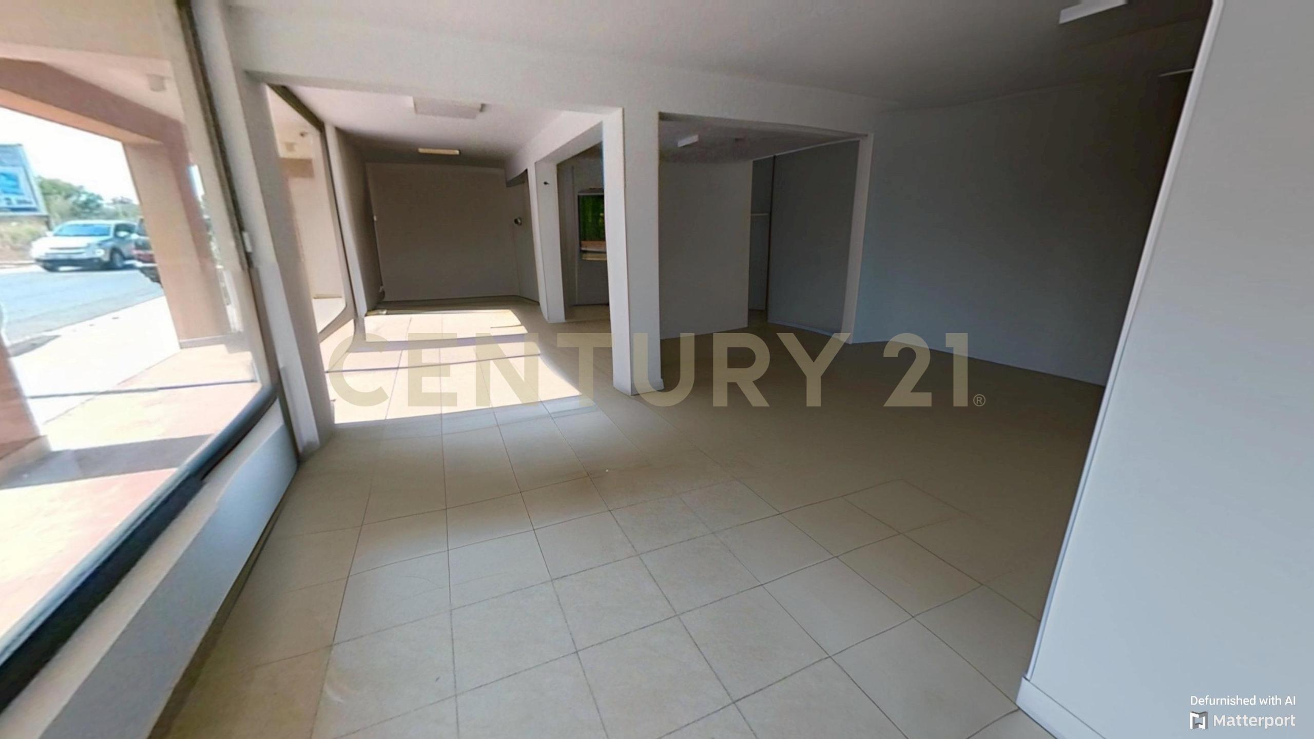 Locale commerciale in vendita in via strada per acate 45, Vittoria