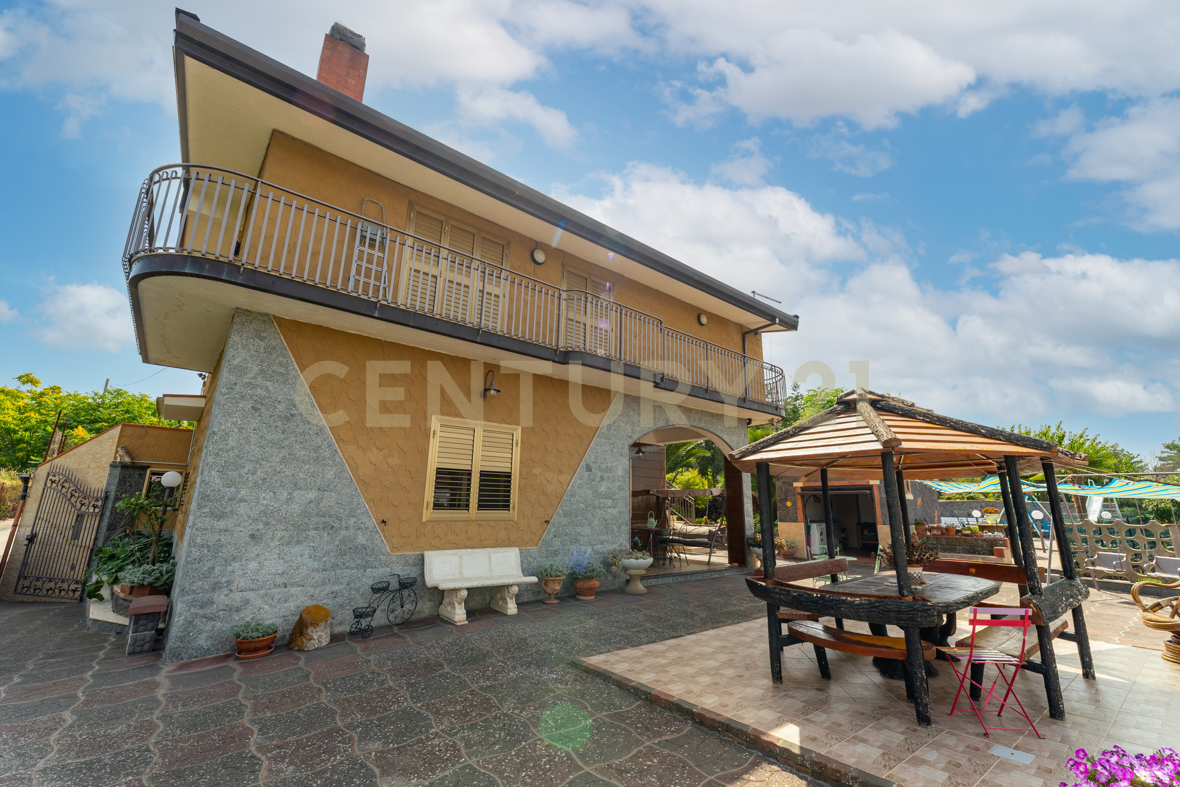 Villa con giardino in strada provinciale 158, Biancavilla