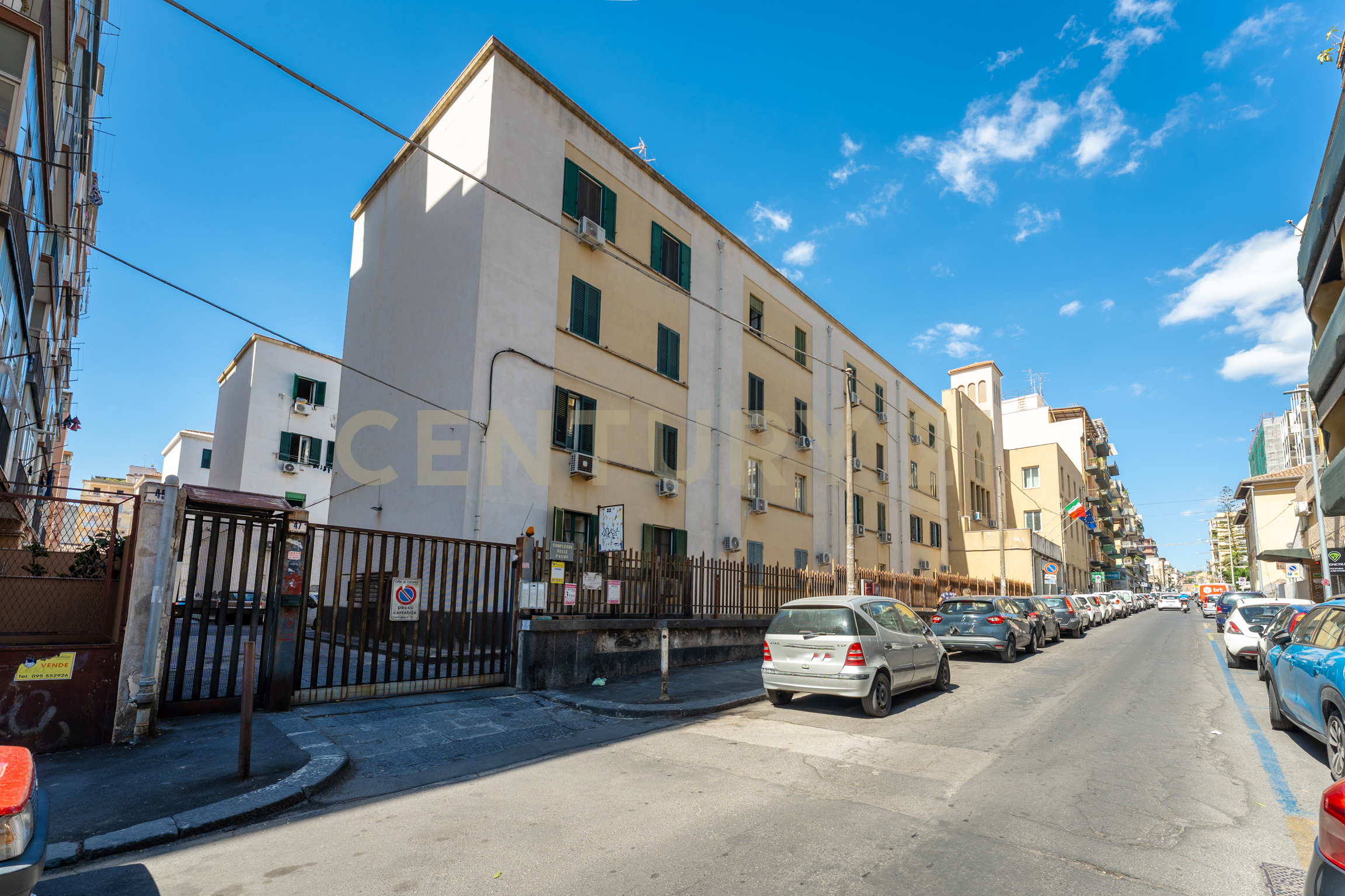 Trilocale con terrazzo in via duca degli abruzzi 47, Catania