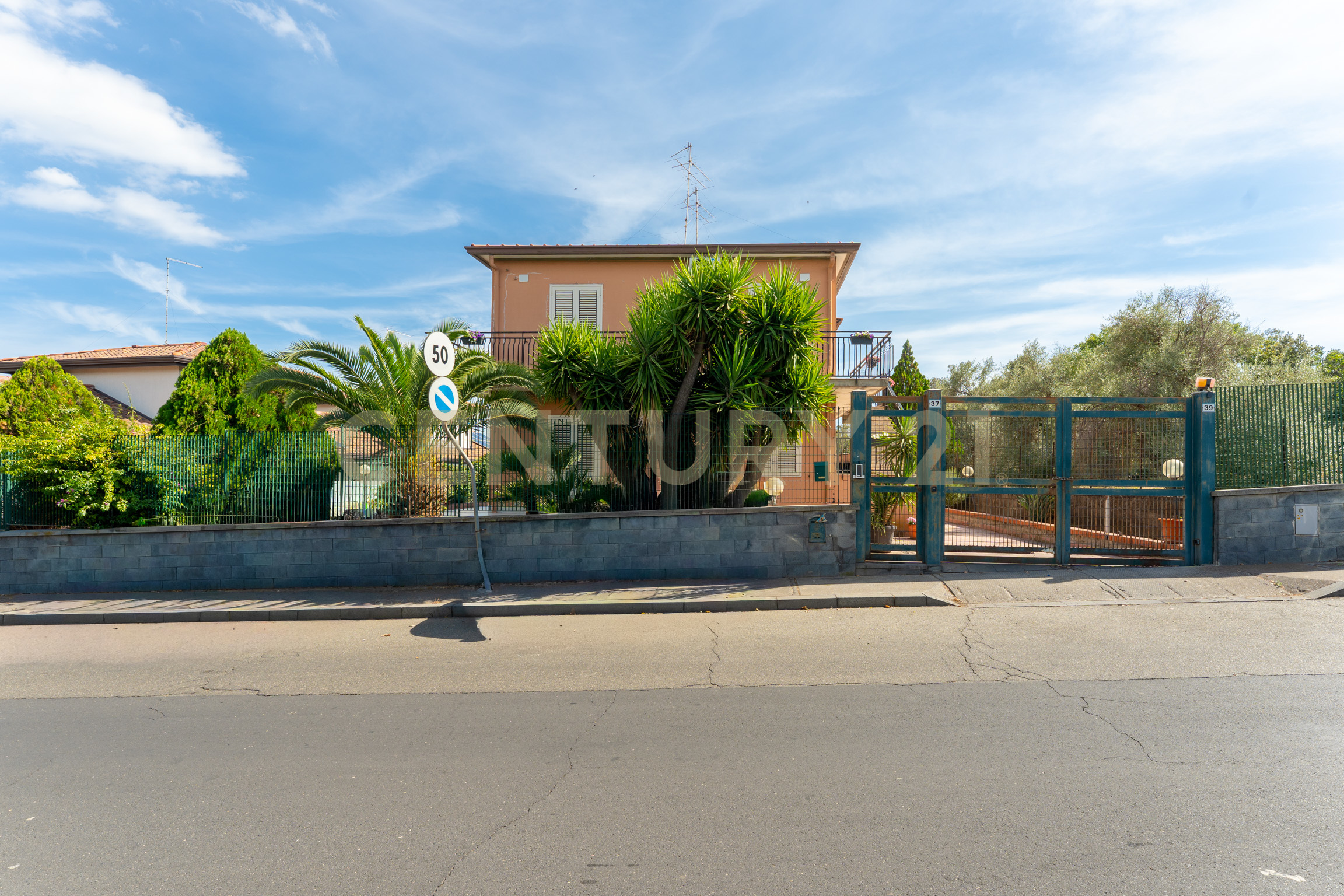 Quadrilocale con giardino in via vincenzo bellini 37, Tremestieri Etneo