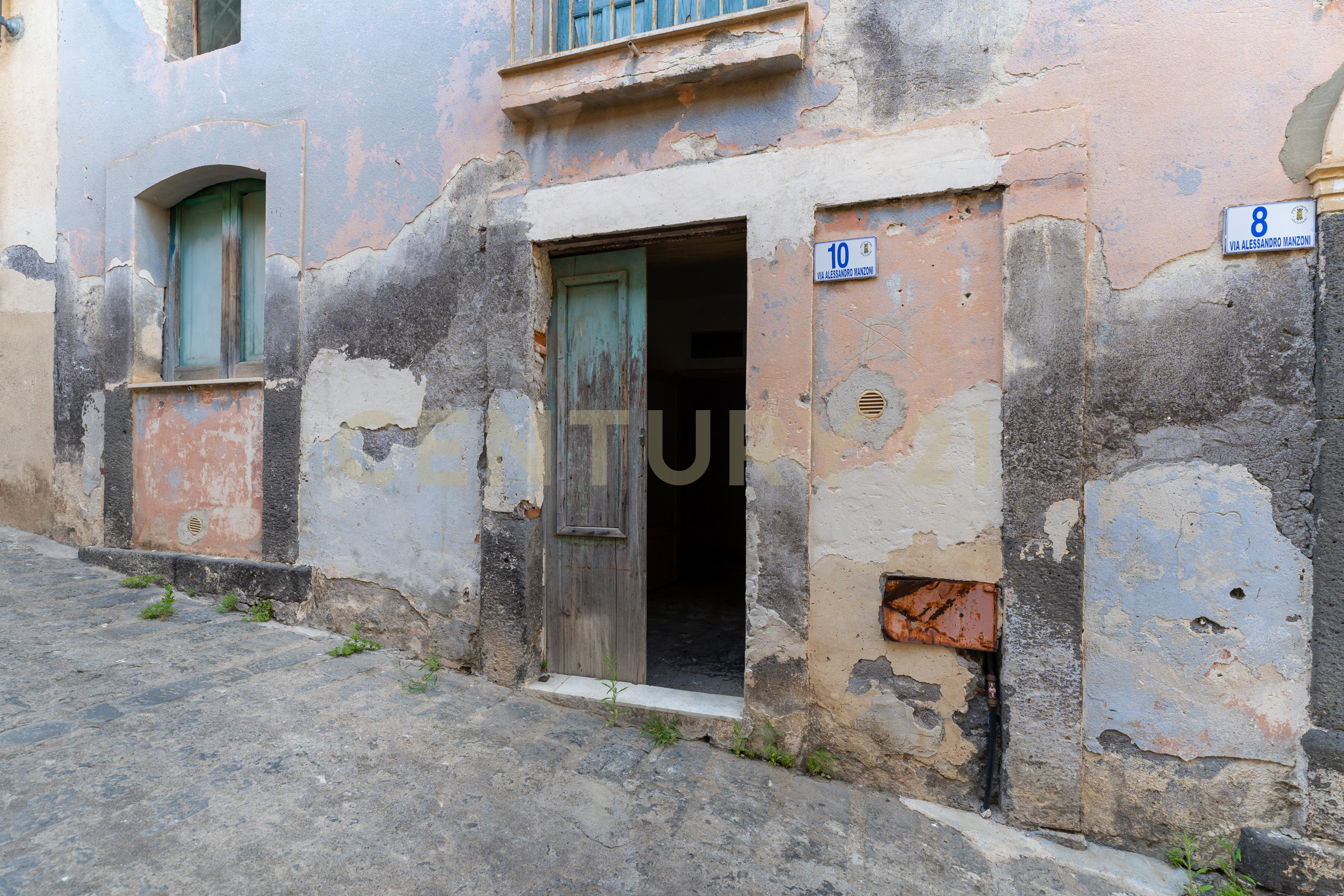 Rustico con terrazzo in via alessandro manzoni 10, Motta Sant'Anastasia