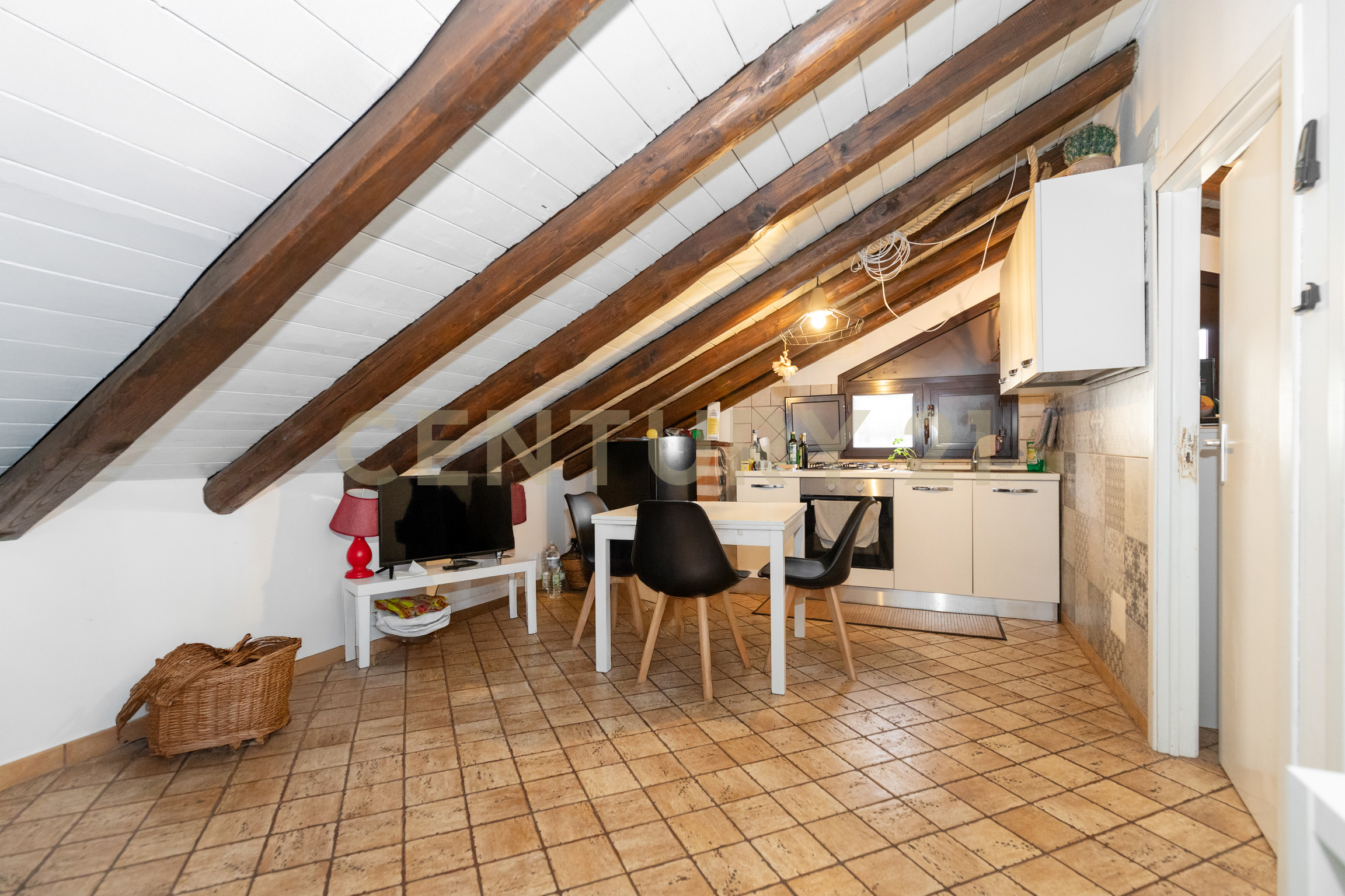 Mansarda in affitto in cortile gallinaccio 14, Catania