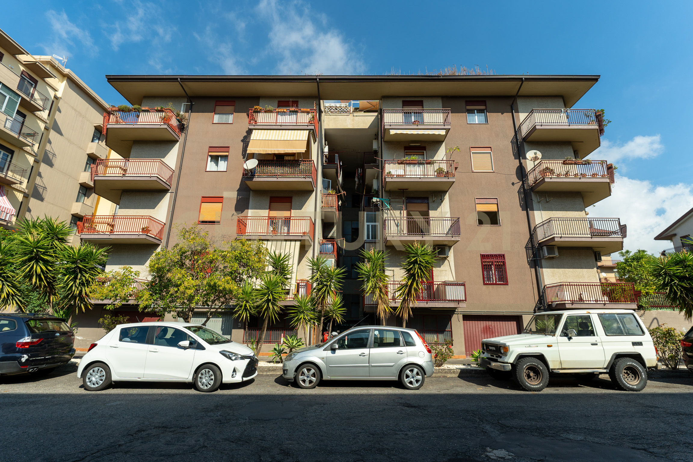 Appartamento con terrazzo in via sgroppillo 21, San Gregorio di Catania