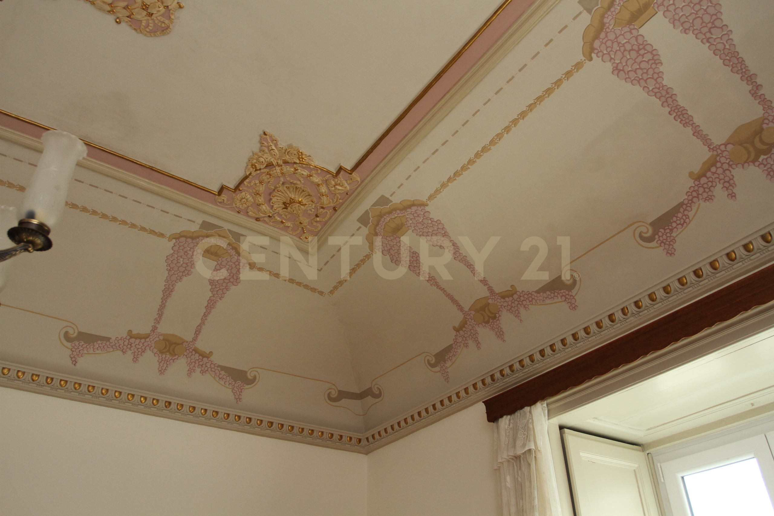 Casa indipendente con terrazzo in strada pellico 26, Modica