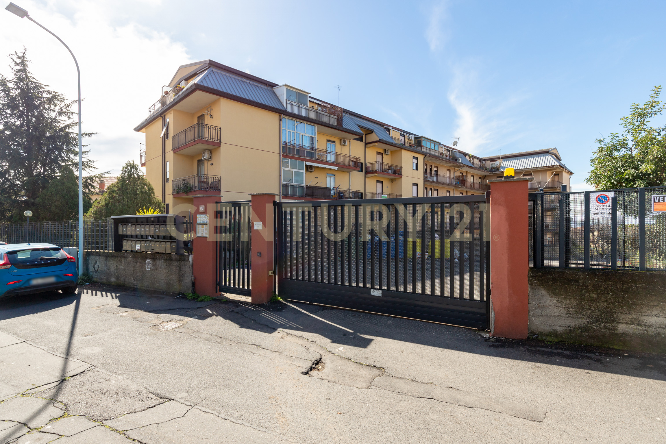 Appartamento con terrazzo in via cesare battisti 34, Belpasso