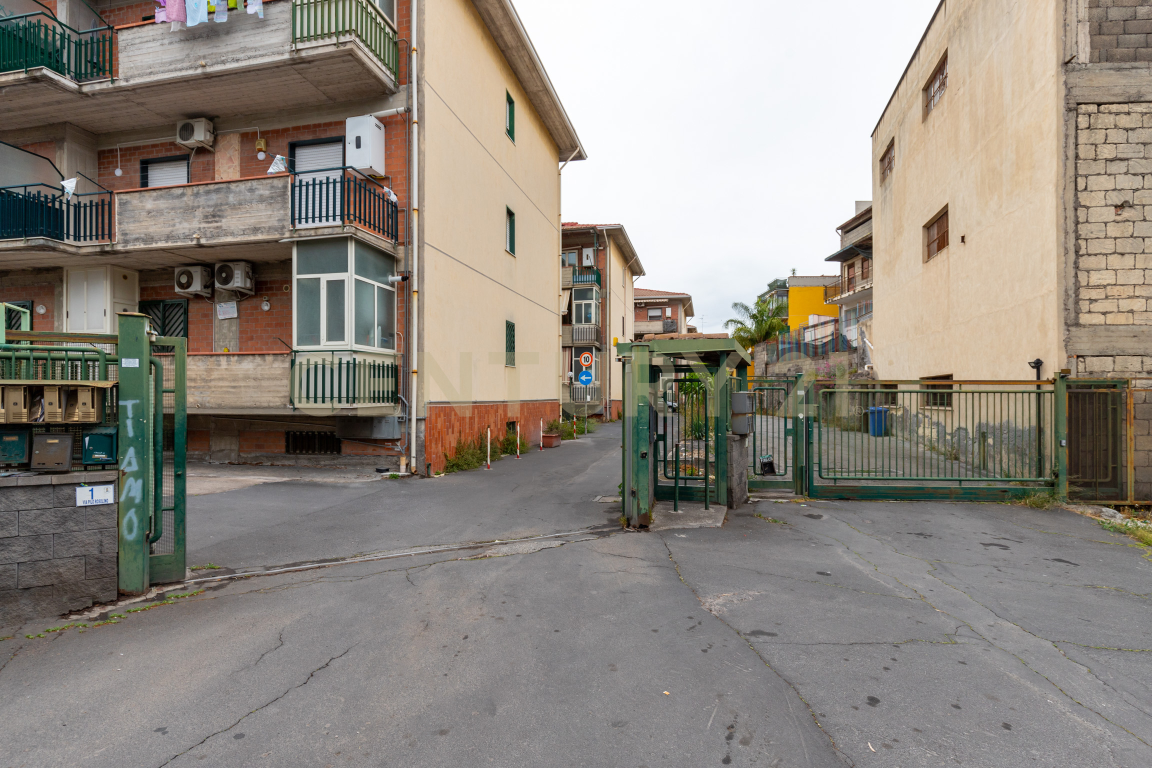 Trilocale in vendita in via rosolino pilo 1, Motta Sant'Anastasia