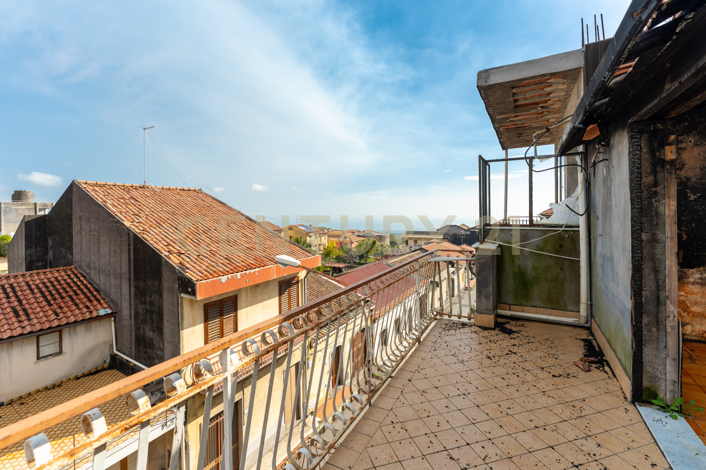 Quadrilocale da ristrutturare in via guglielmo marconi 26, Zafferana Etnea
