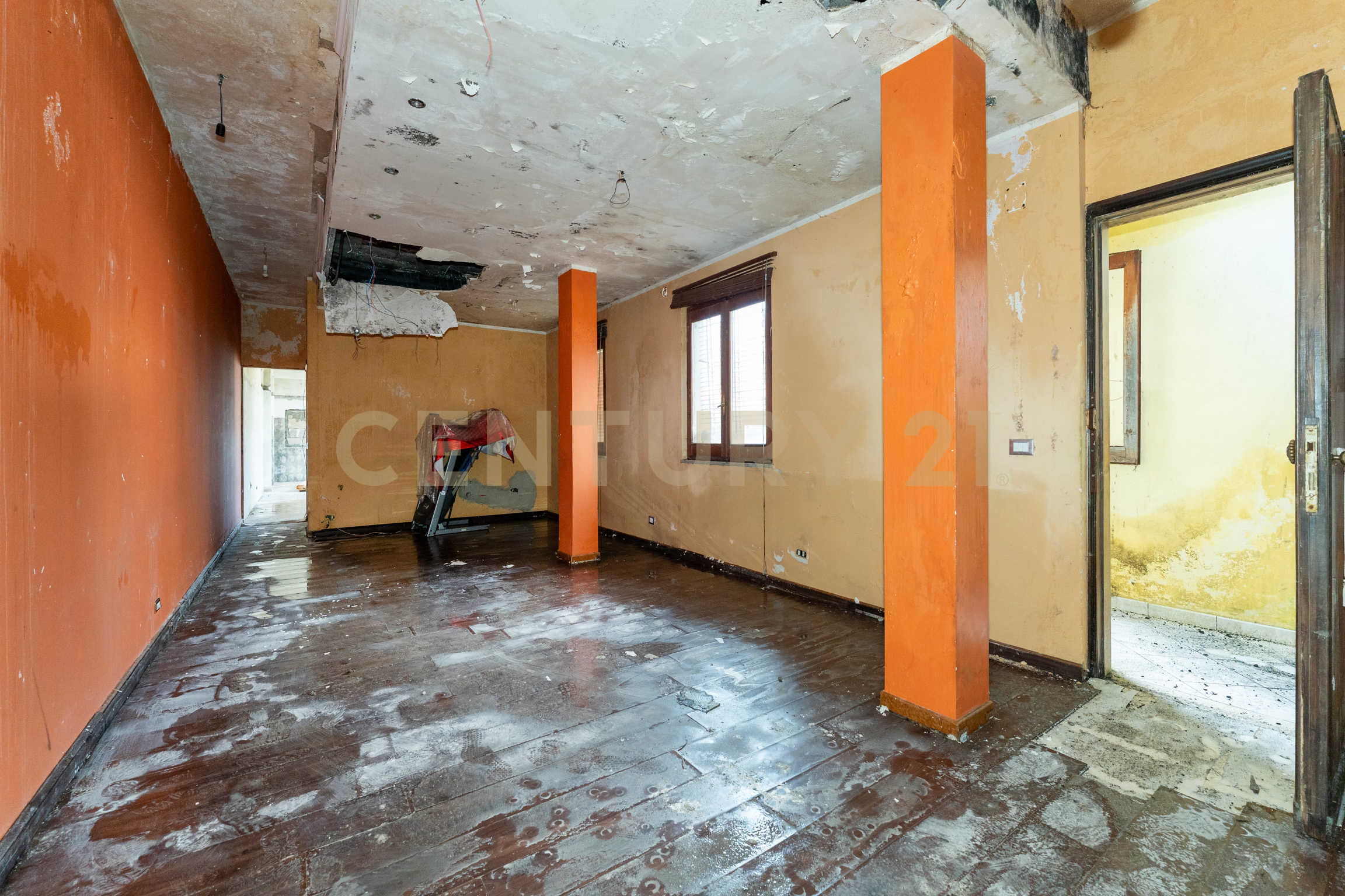 Quadrilocale da ristrutturare in via guglielmo marconi 26, Zafferana Etnea