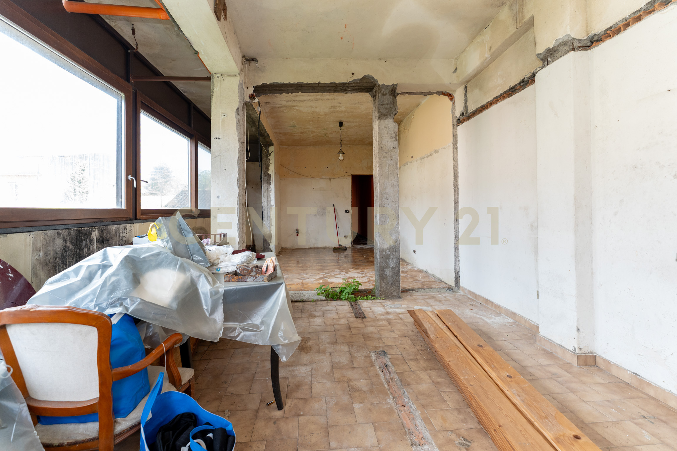 Quadrilocale da ristrutturare in via guglielmo marconi 26, Zafferana Etnea