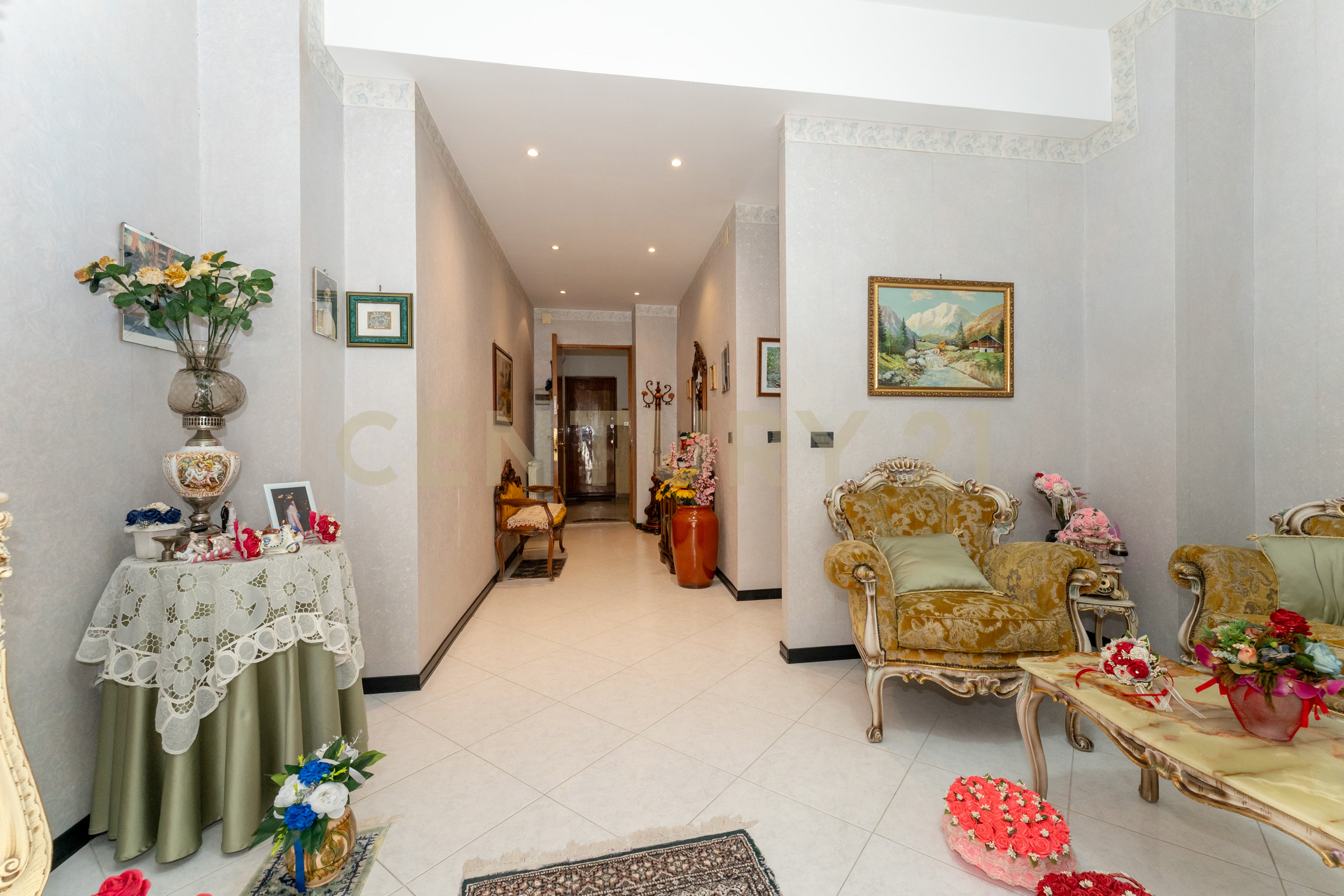 Trilocale con terrazzo in via zuccarelli 70, Catania