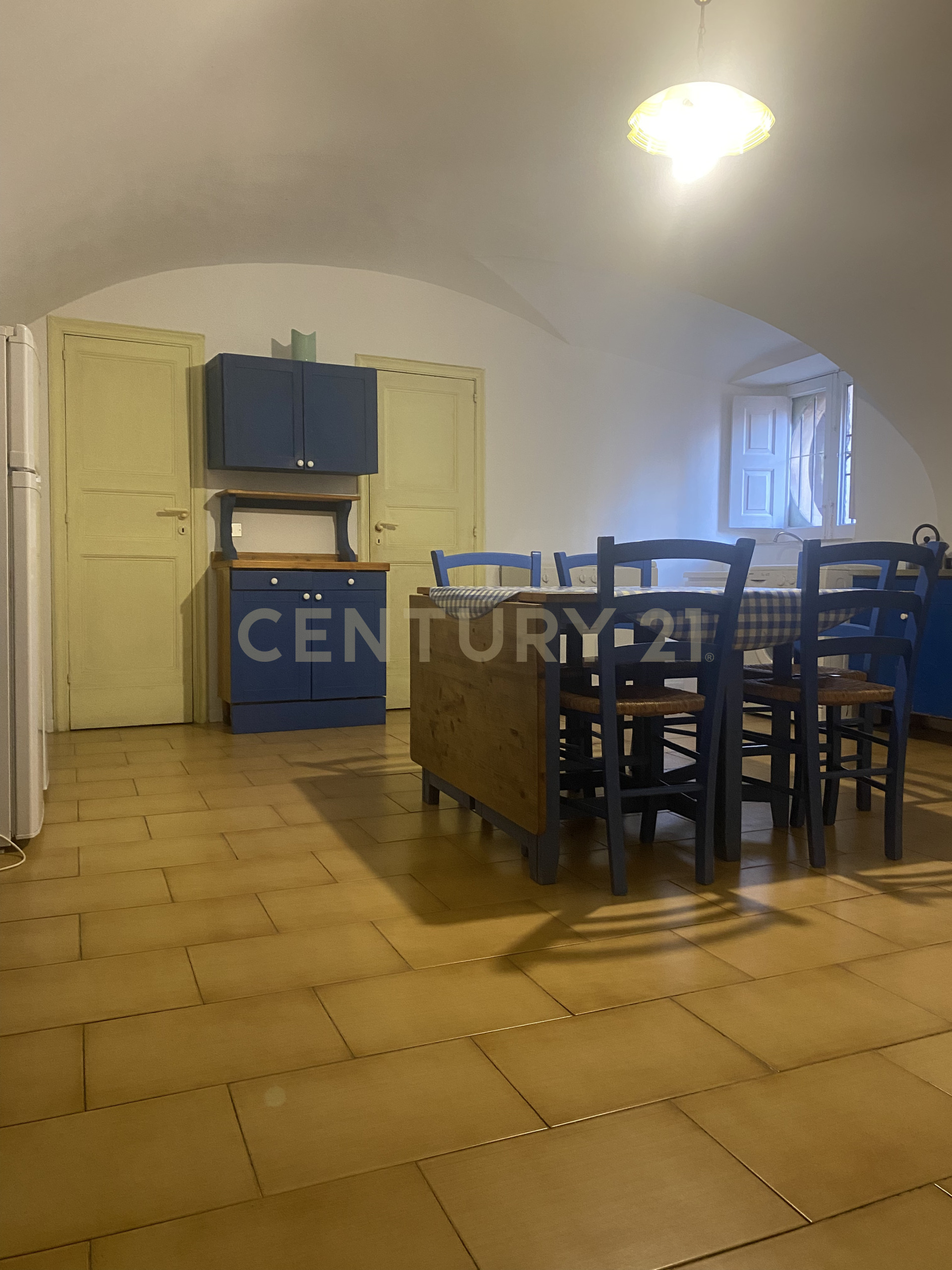 Bilocale ristrutturato in via etnea 299, Catania