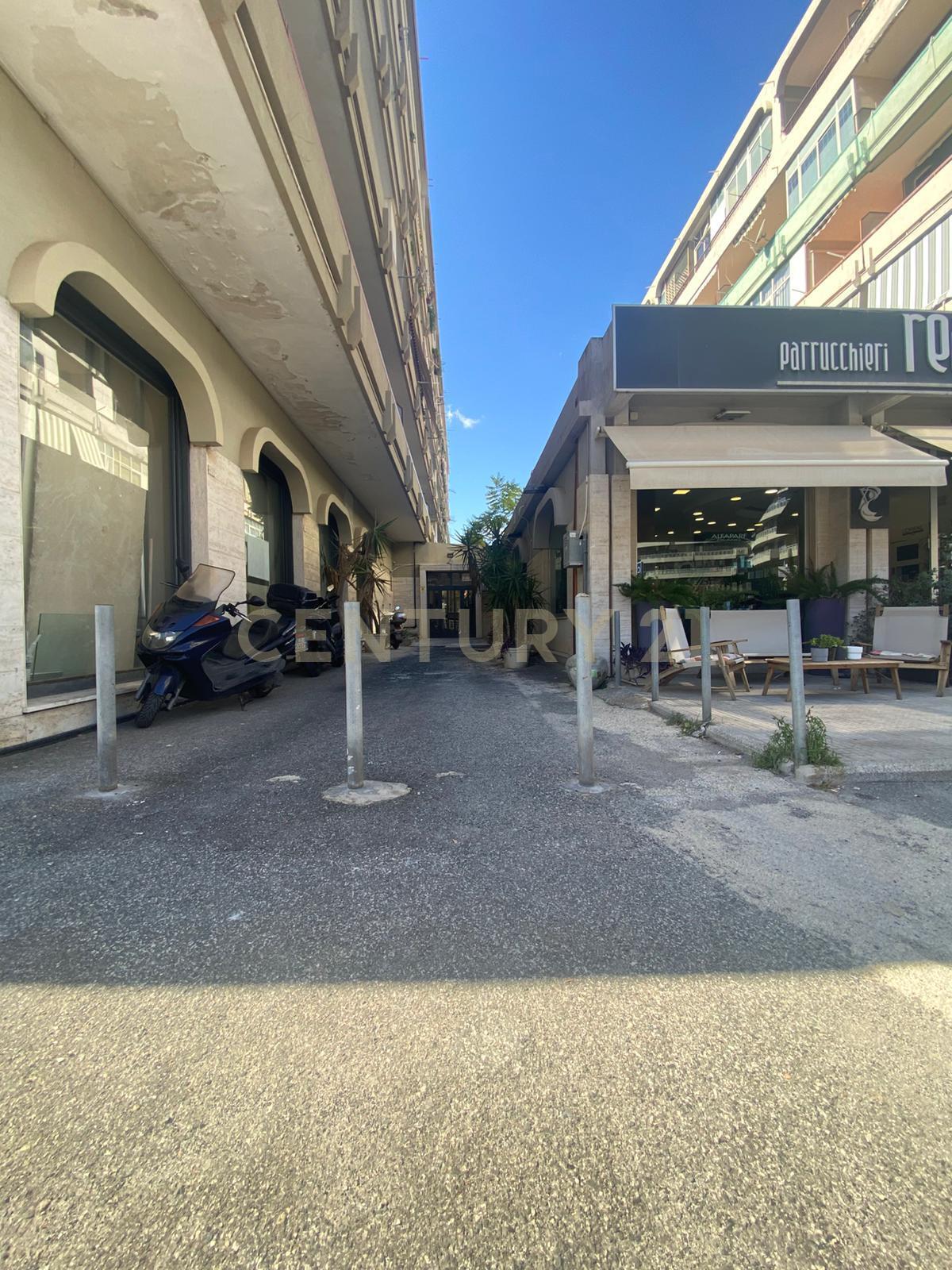 Quadrilocale da ristrutturare in viale scala greca 413, Siracusa
