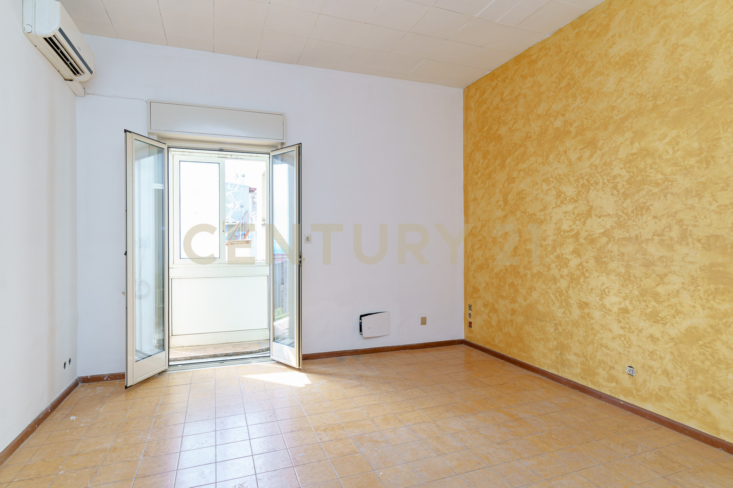 Appartamento con giardino in piazza umberto i 12, Motta Sant'Anastasia