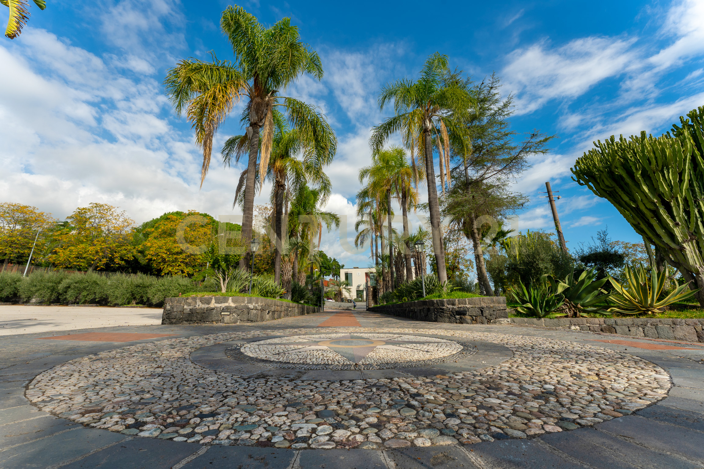 Casa indipendente con giardino in via del castello 4, Acireale