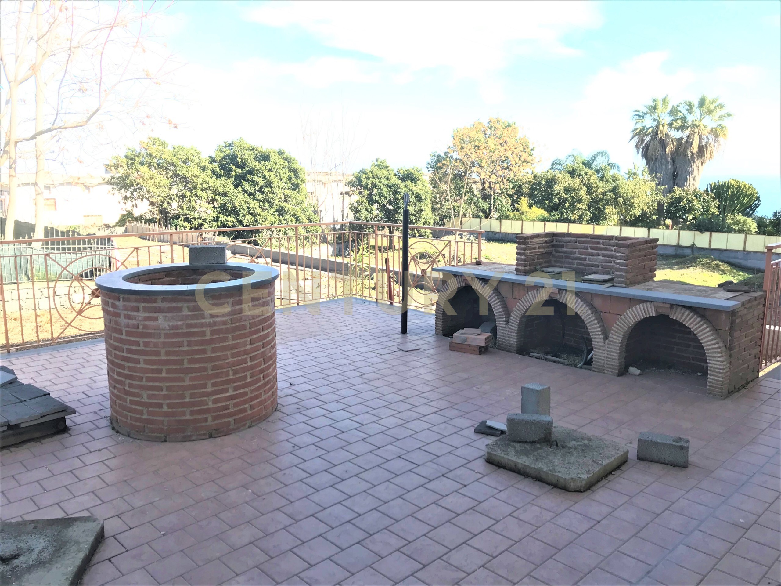 Casa indipendente con giardino in via vincenzo ricca, Catania