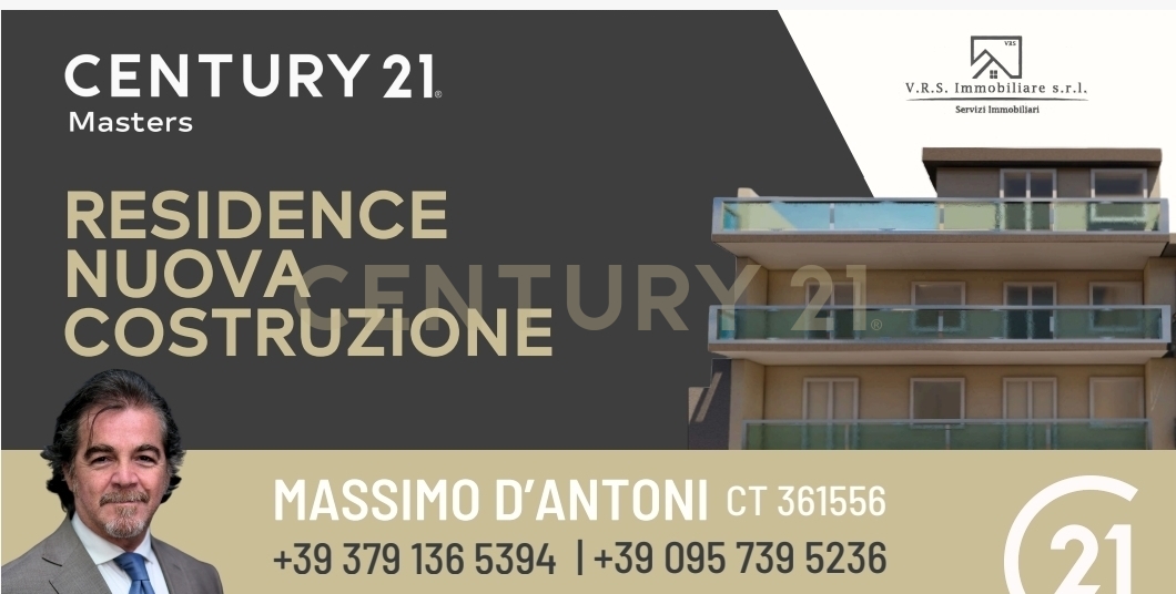 Attico con terrazzo in via re martino 140, Catania