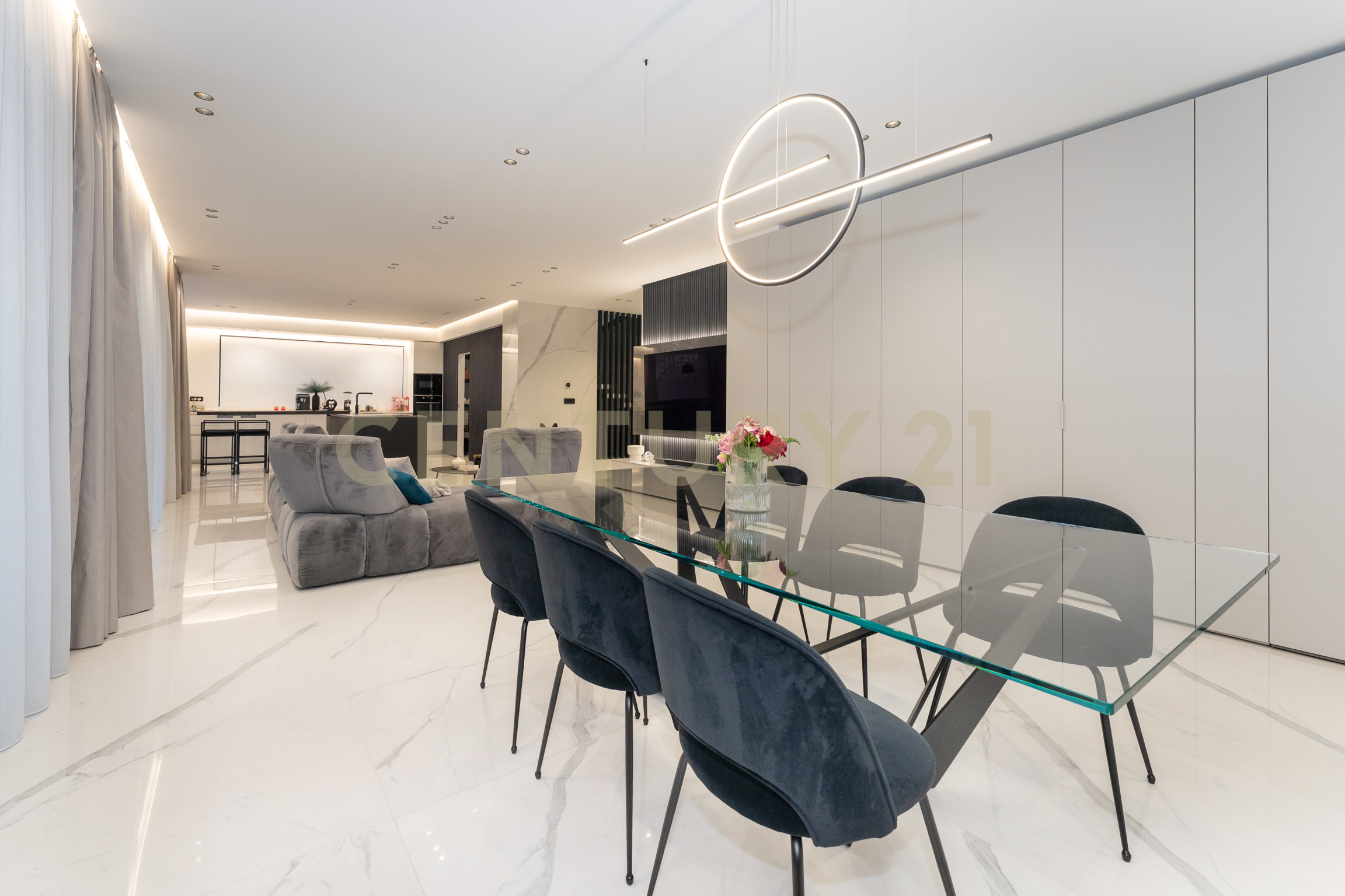 Villa con giardino in via sant' andrea 8, Catania