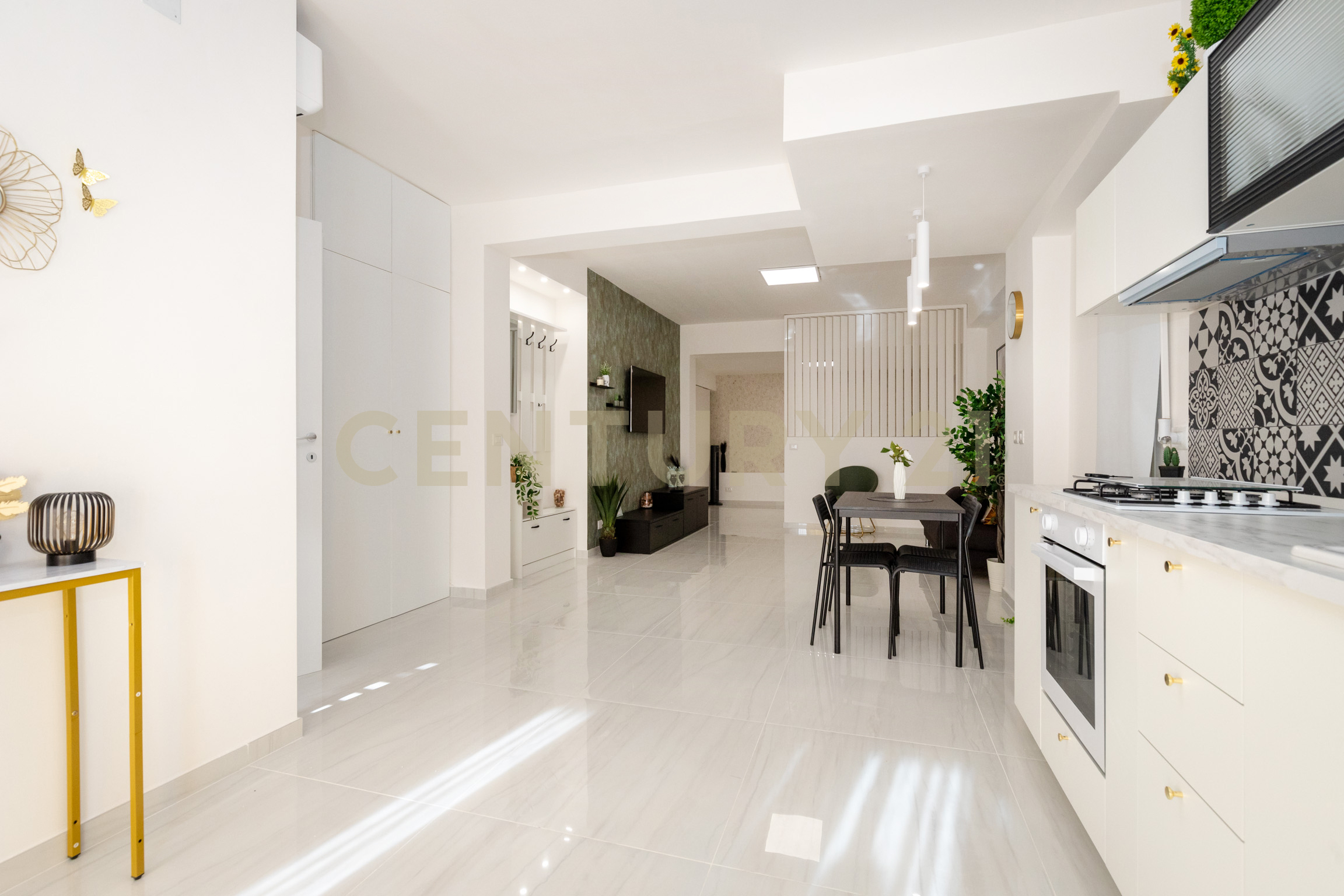 Bilocale con giardino in via ulisse 7, Aci Catena