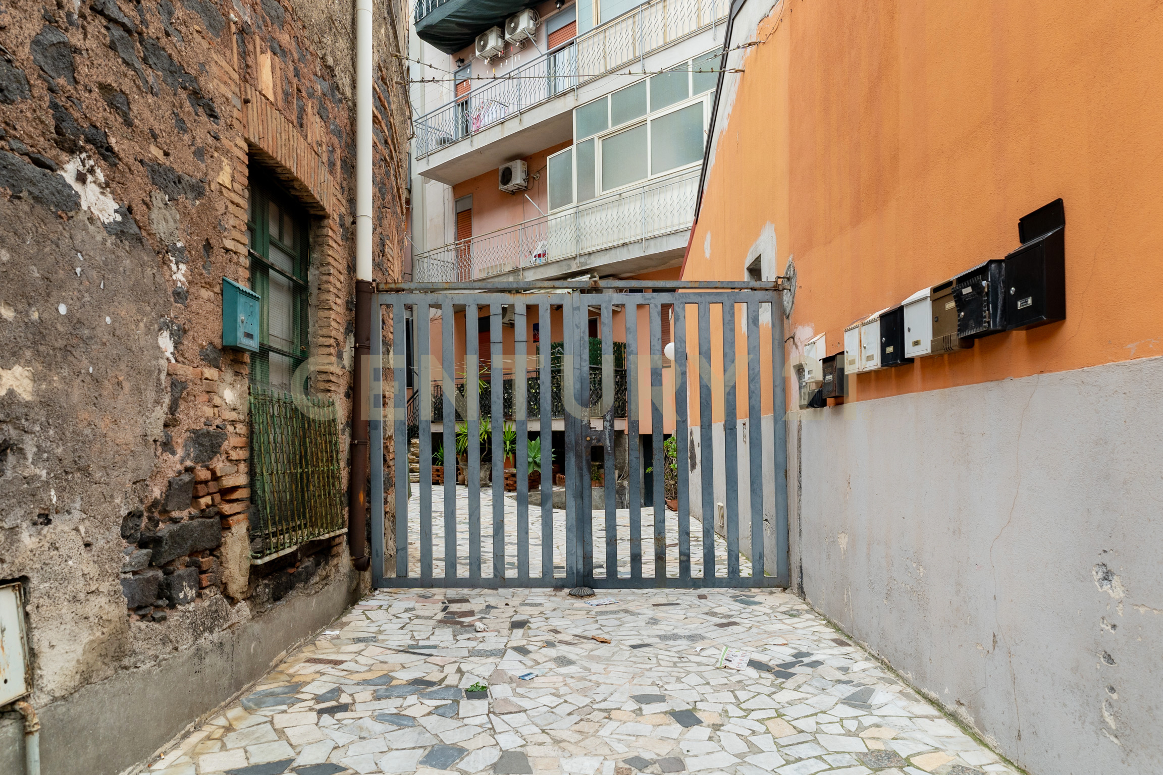 Quadrilocale con terrazzo in via palermo 480a, Catania