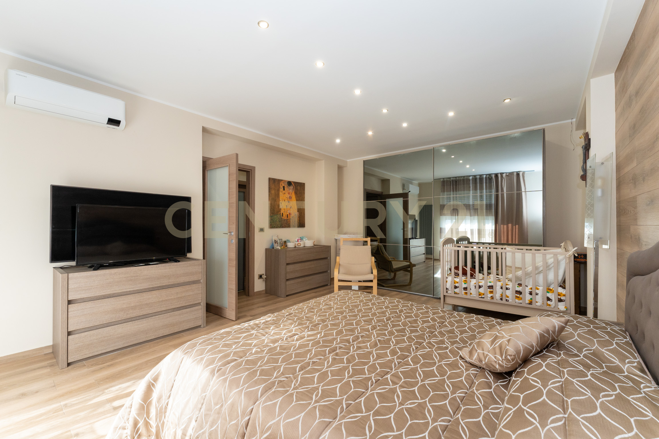 Appartamento con terrazzo in via lo jacono francesco 53, Sant'Agata Li Battiati