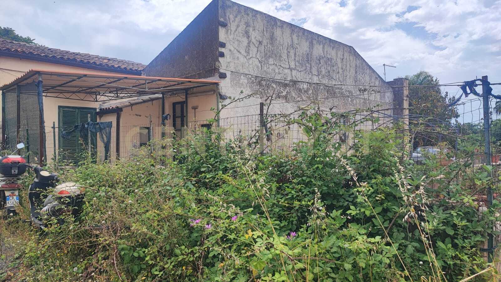 Casa indipendente con giardino in via angelo musco, San Giovanni la Punta