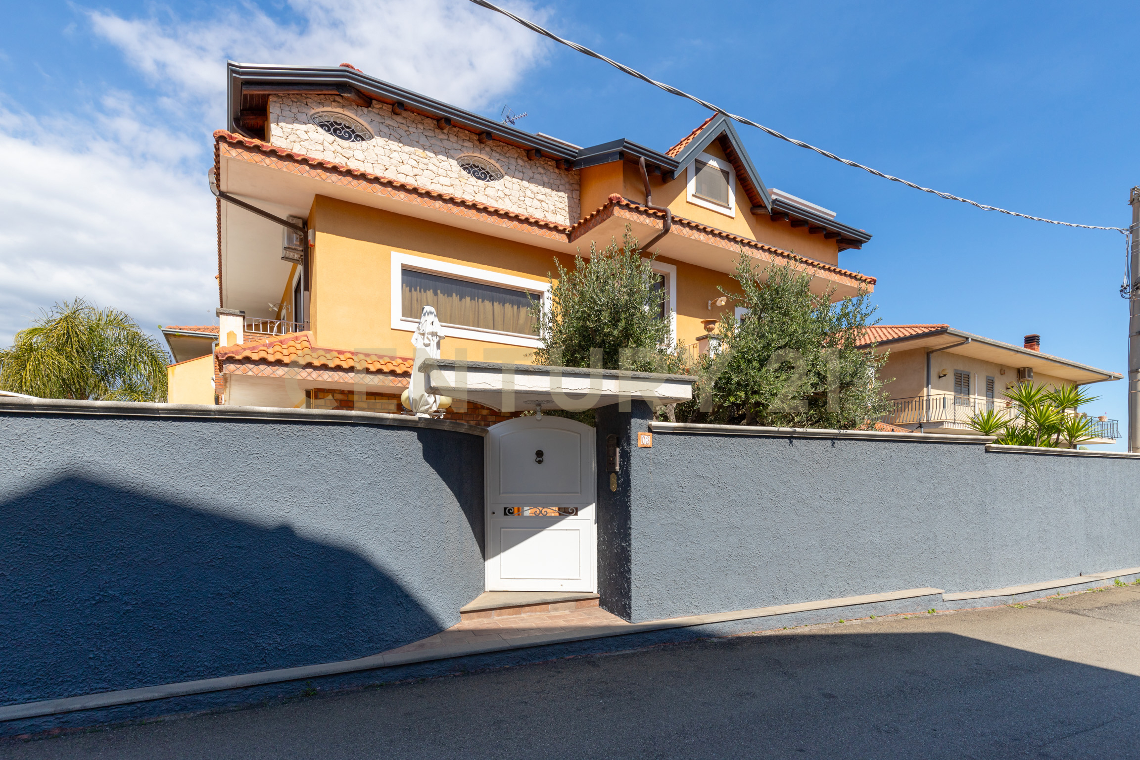 Casa indipendente con giardino in via alessandria 80, San Giovanni la Punta