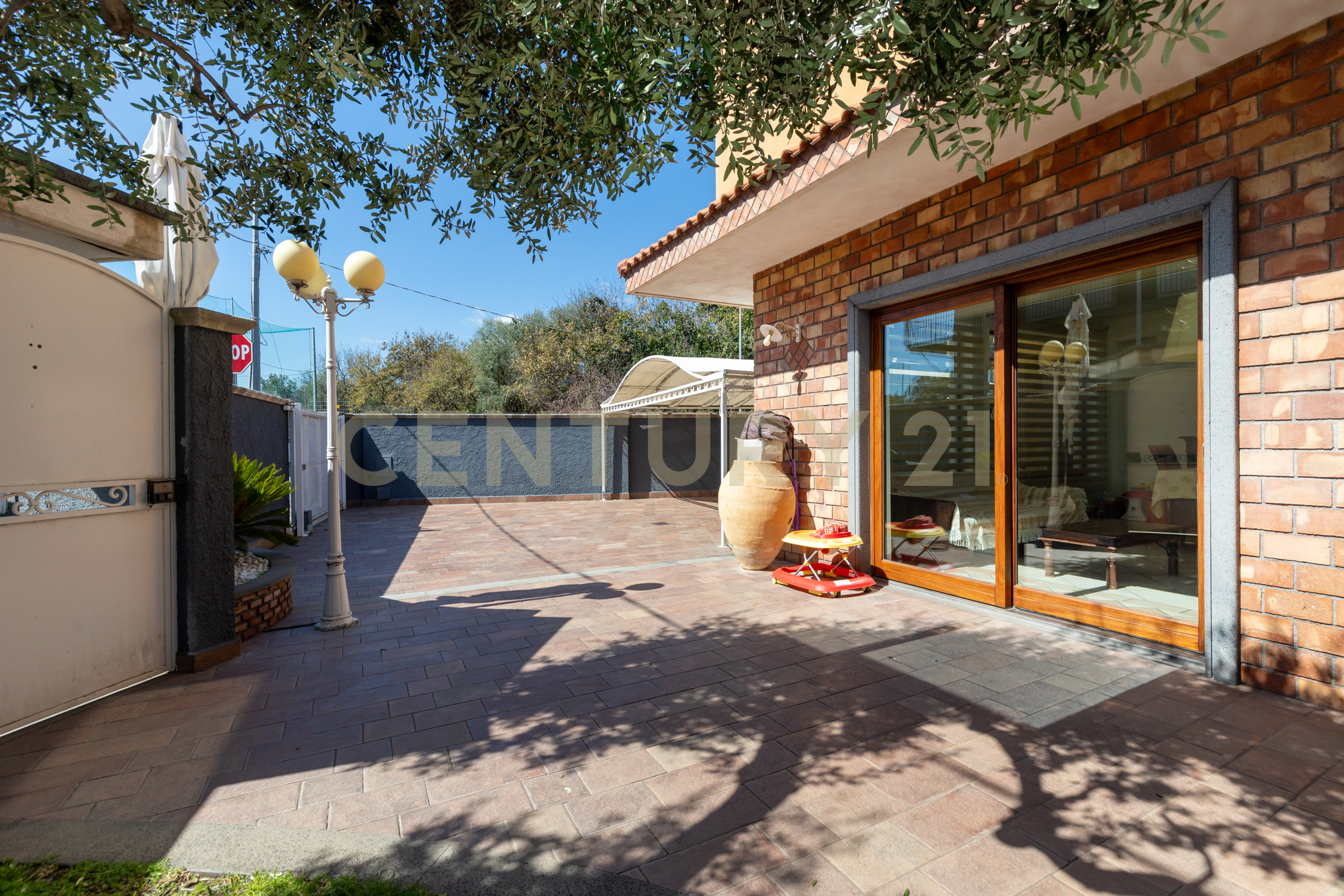 Casa indipendente con giardino in via alessandria 80, San Giovanni la Punta