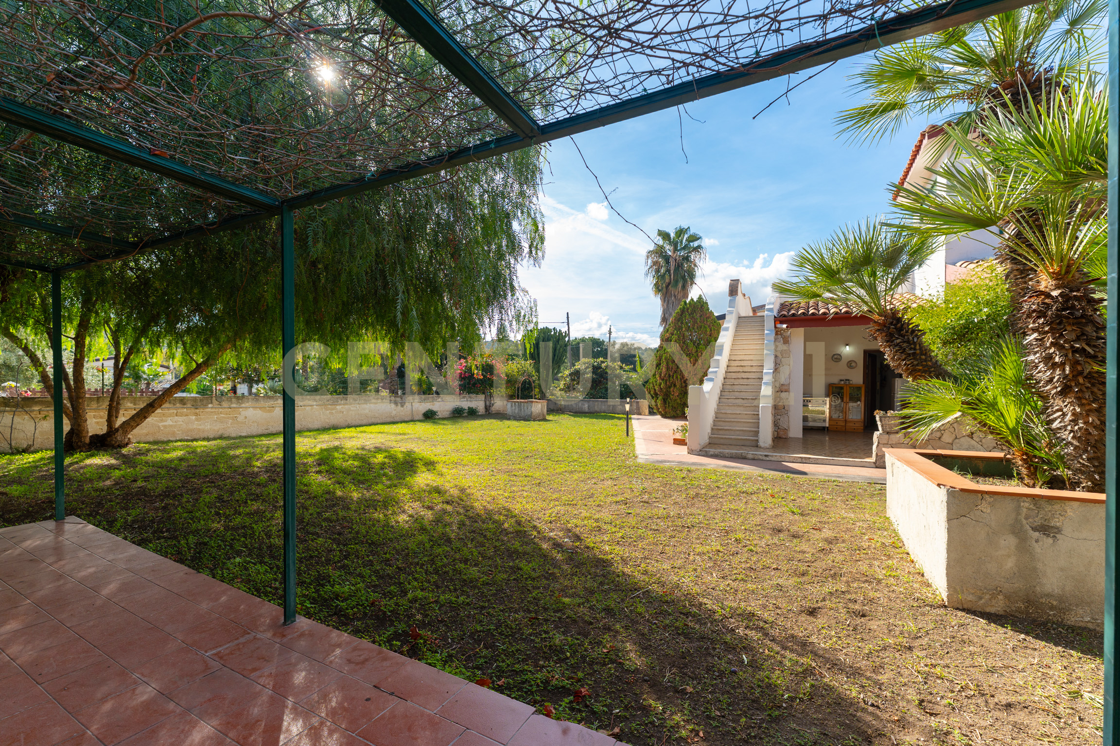 Casa indipendente con giardino in via del glicine, Augusta