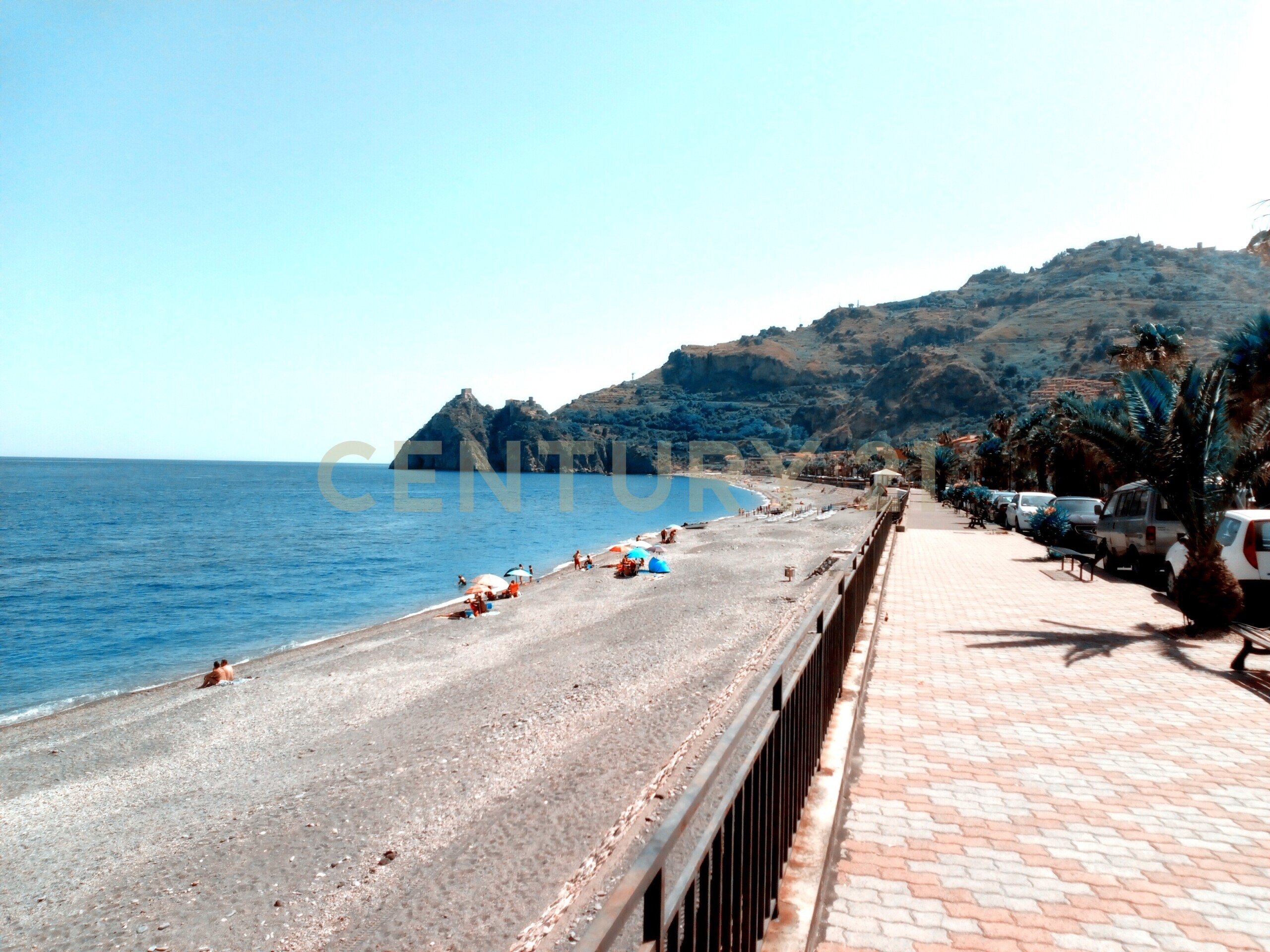 Attico con giardino in via consolare valeria snc, Sant'Alessio Siculo