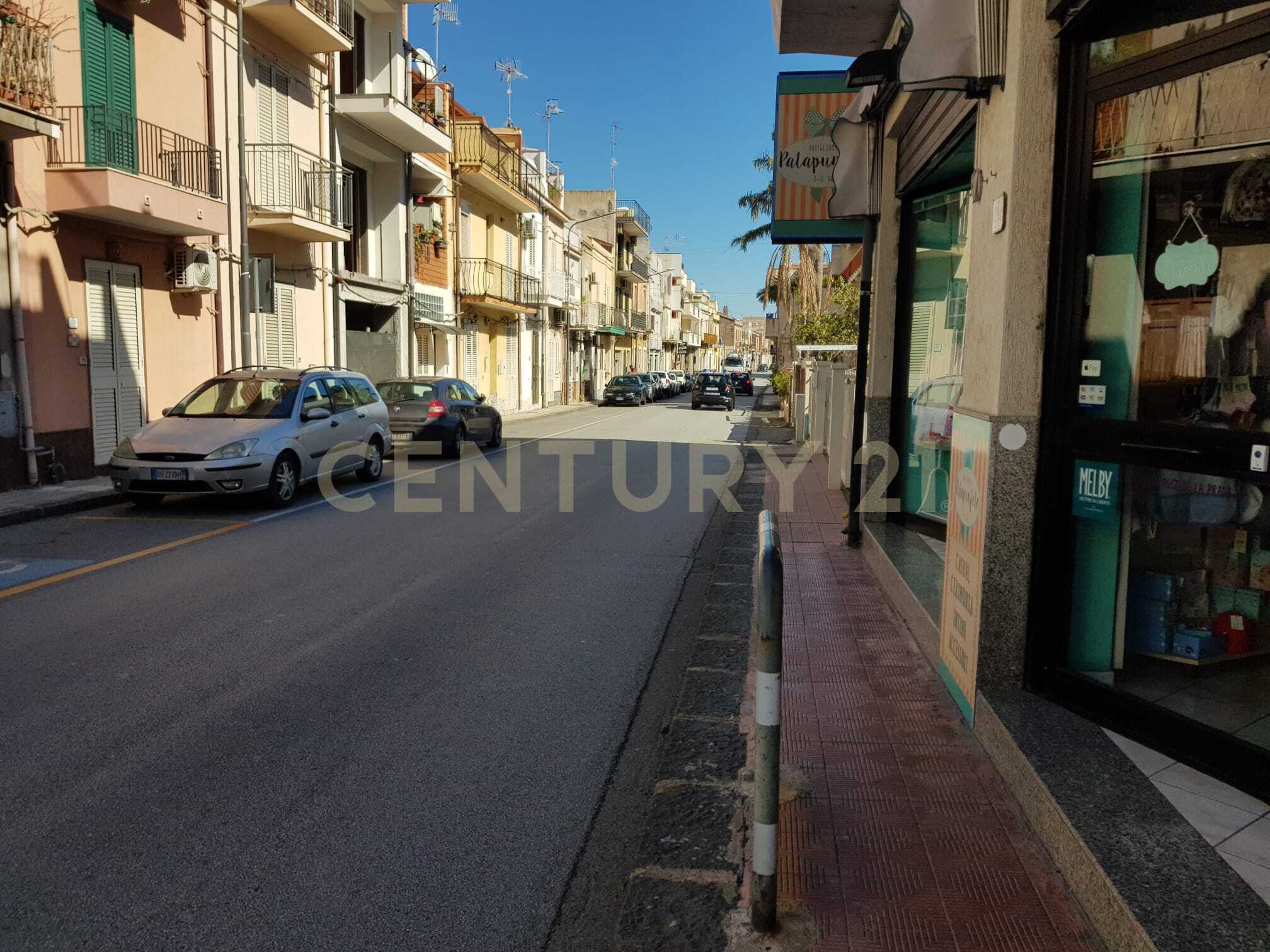 Attico con giardino in via consolare valeria snc, Sant'Alessio Siculo