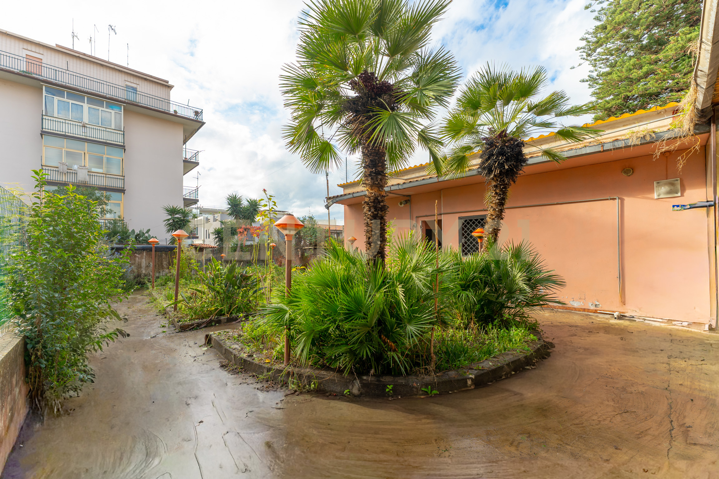 Appartamento con giardino in via antonio zacco 7, Catania