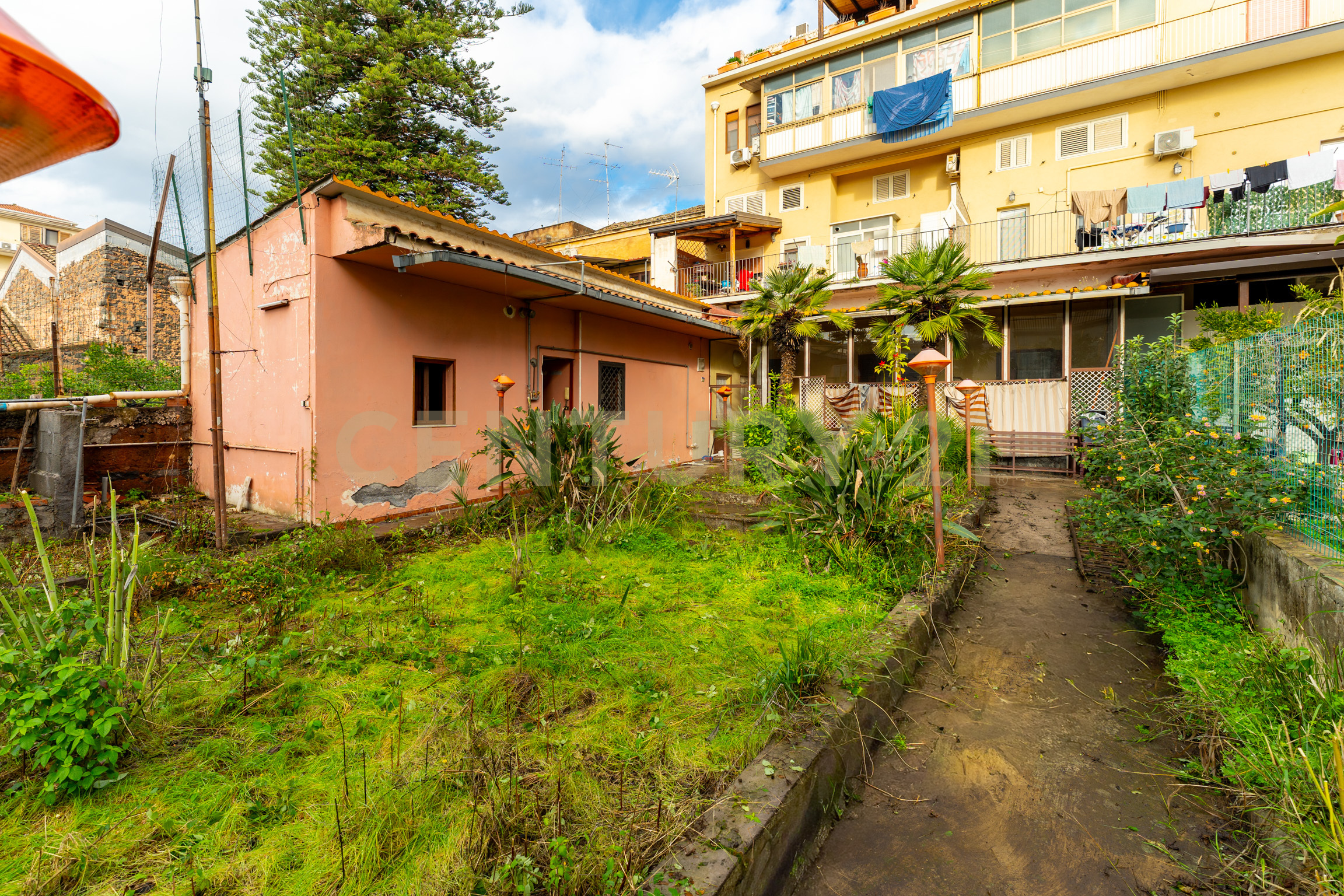 Appartamento con giardino in via antonio zacco 7, Catania