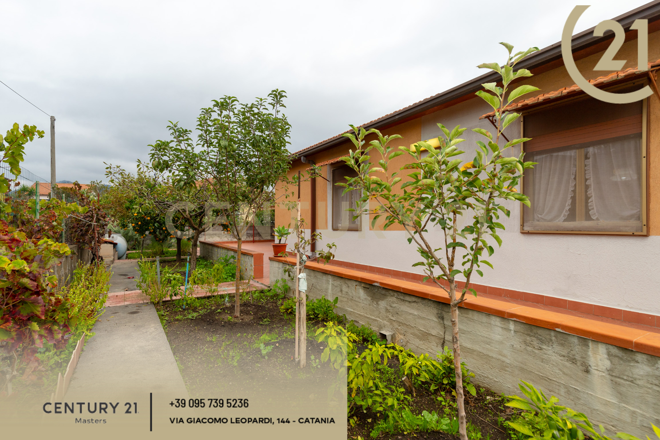 Casa indipendente con giardino in via umbria 16, Mascalucia