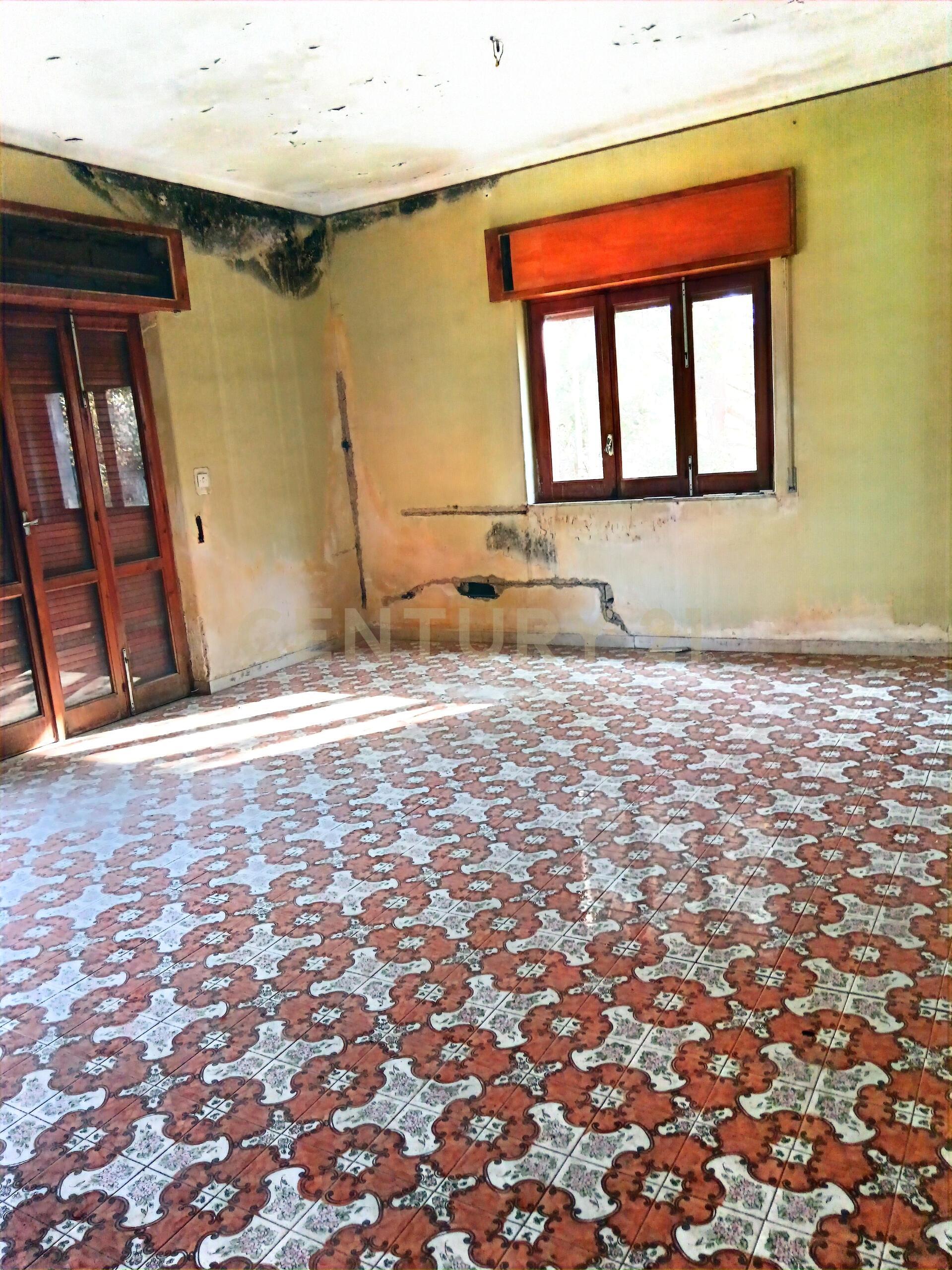 Casa indipendente con giardino in via tarderia 79, Pedara