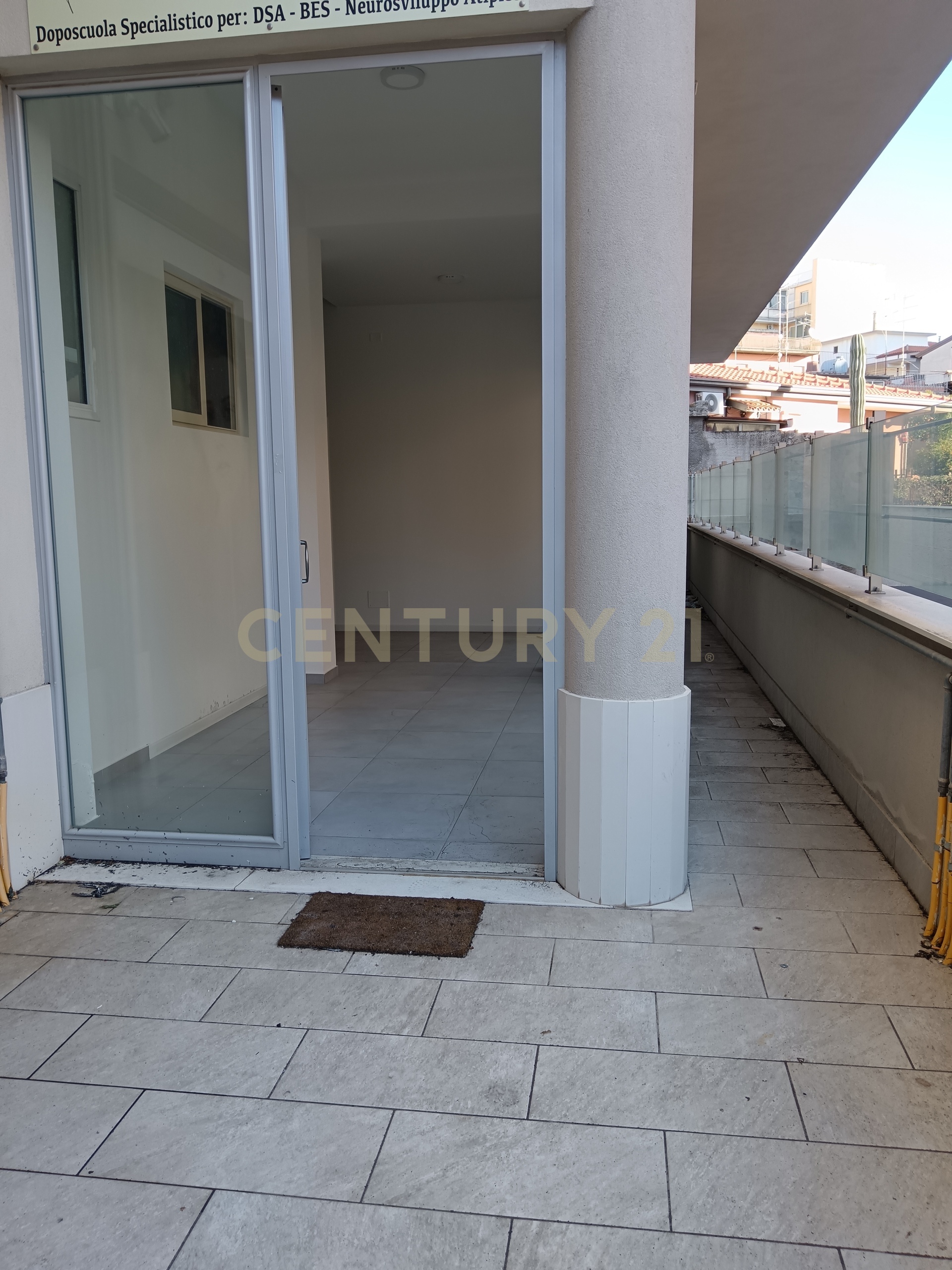 Locale commerciale nuova in via salvatore vigo 132, Acireale