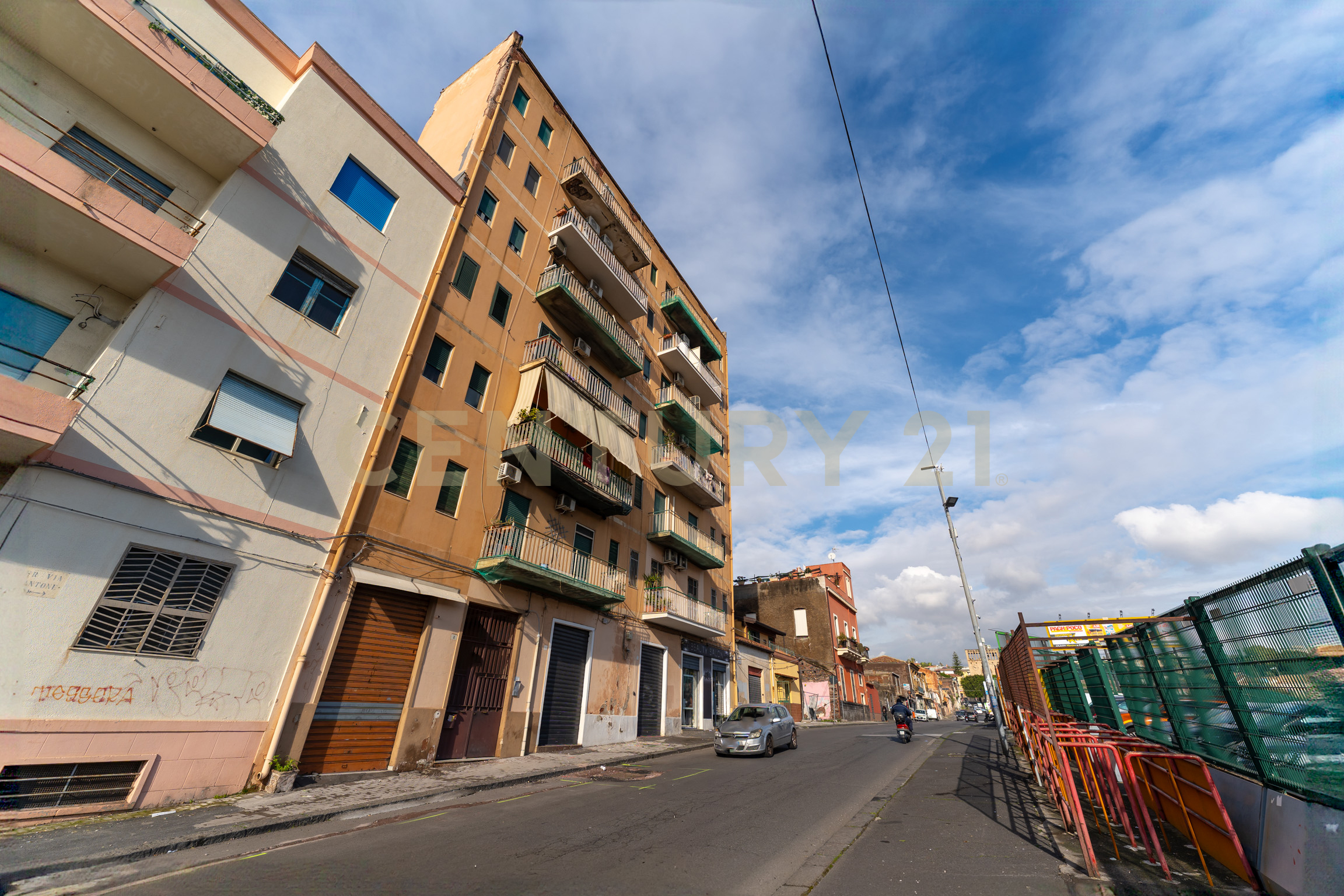 Appartamento da ristrutturare in piazza spedini 8, Catania