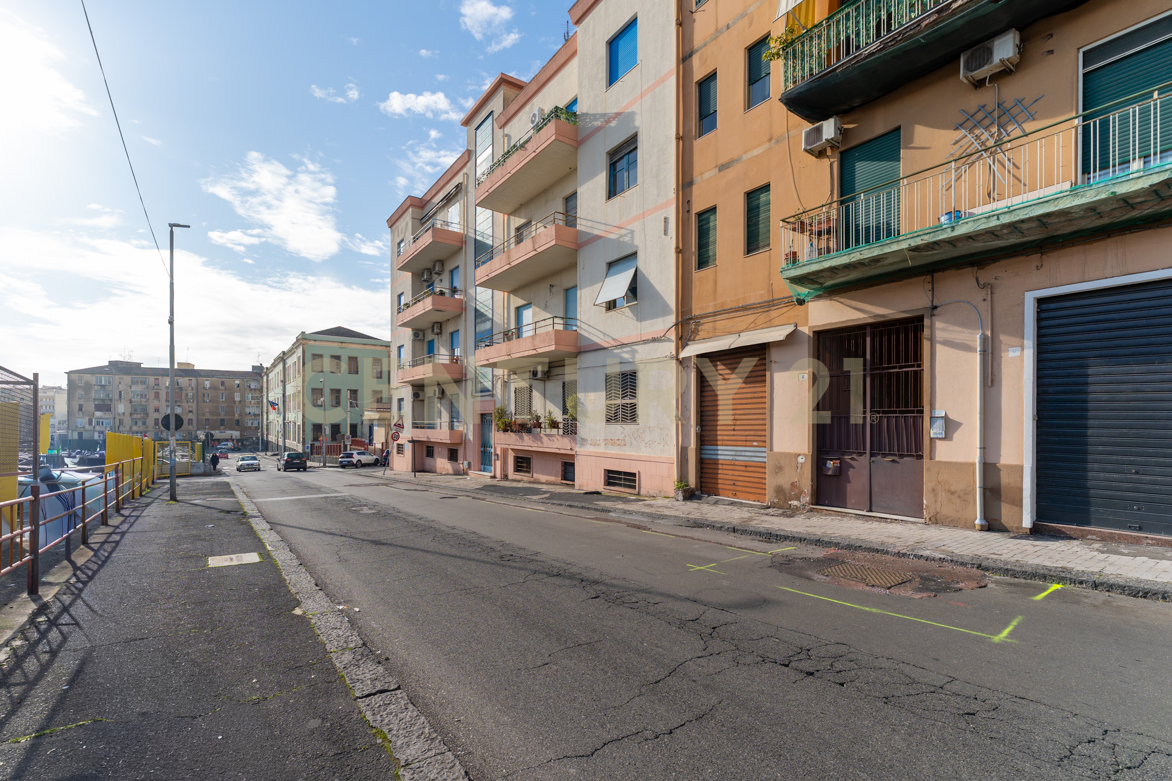Appartamento da ristrutturare in piazza spedini 8, Catania